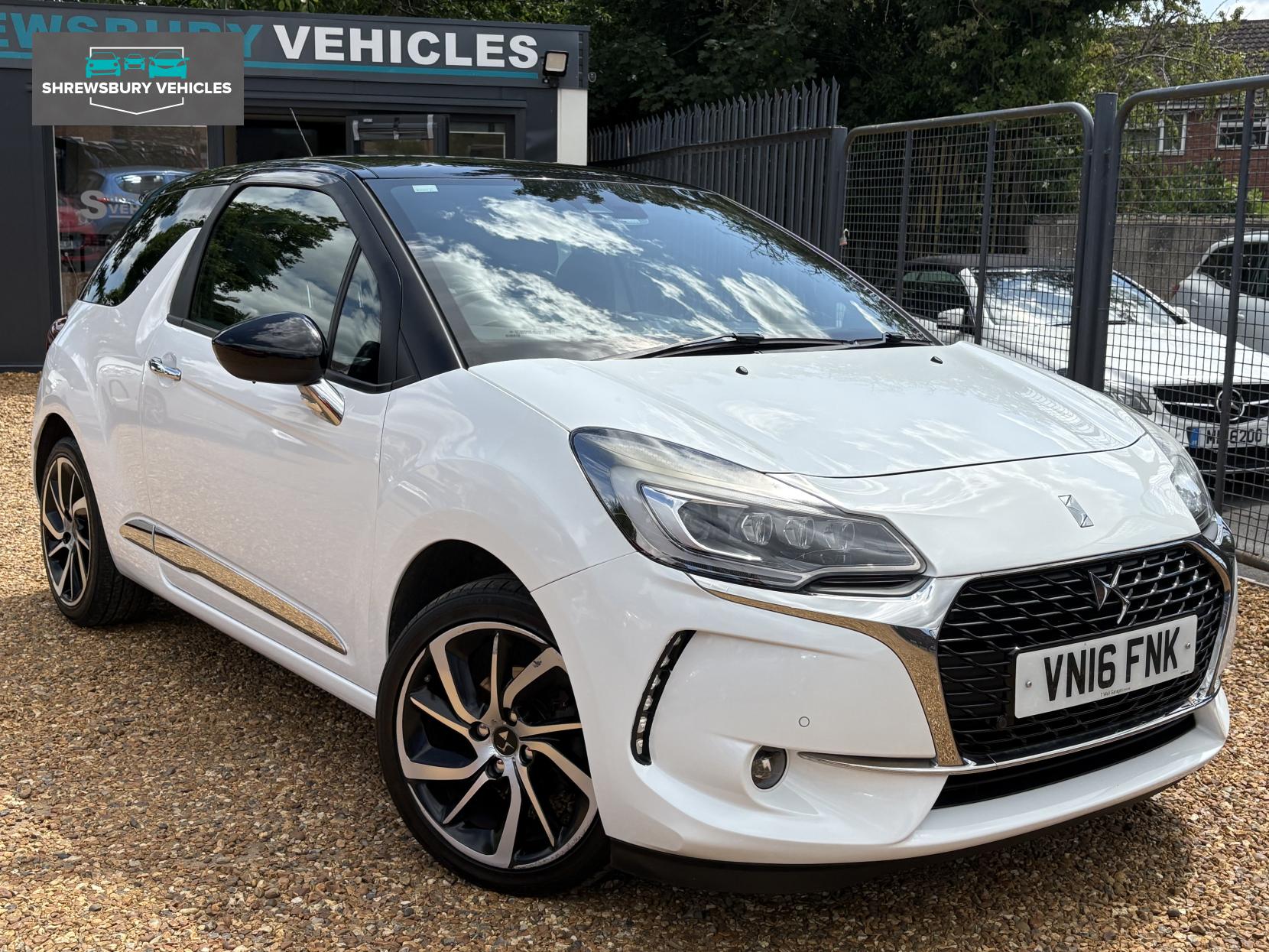 DS AUTOMOBILES DS 3 1.2 PureTech Prestige Hatchback 3dr Petrol EAT6 Euro 6 (s/s) (110 ps)
