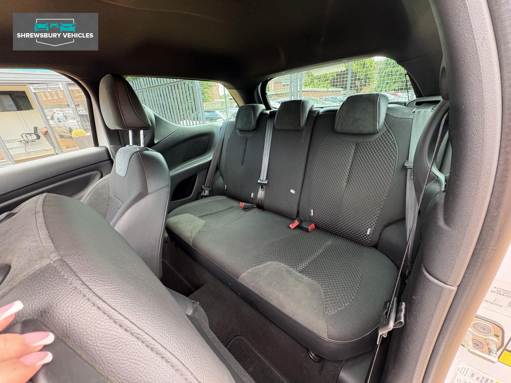 DS AUTOMOBILES DS 3 1.2 PureTech Prestige Hatchback 3dr Petrol EAT6 Euro 6 (s/s) (110 ps)
