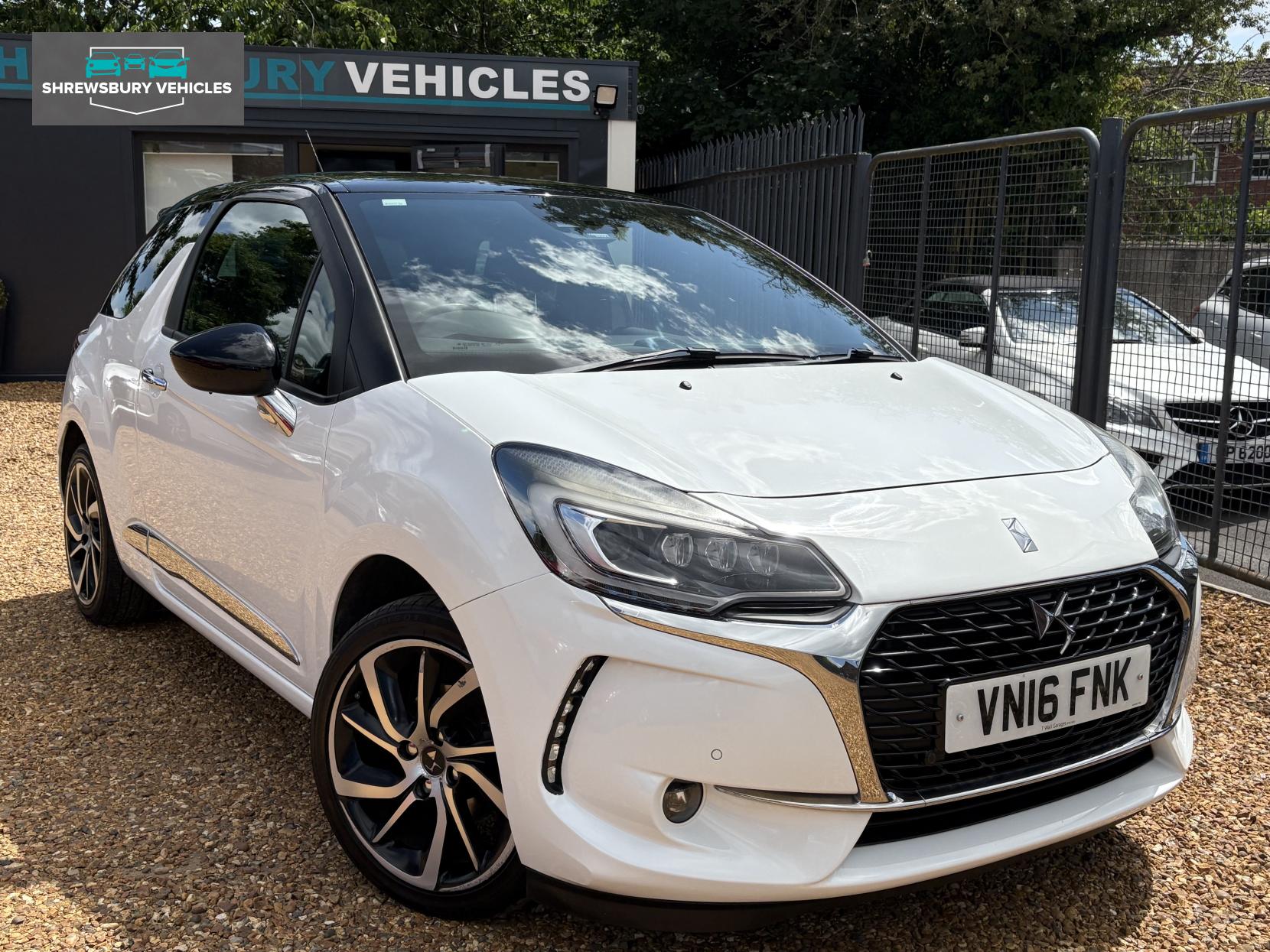 DS AUTOMOBILES DS 3 1.2 PureTech Prestige Hatchback 3dr Petrol EAT6 Euro 6 (s/s) (110 ps)