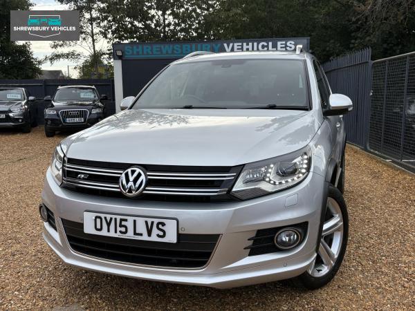 Volkswagen Tiguan 2.0 TDI BlueMotion Tech R-Line SUV 5dr Diesel DSG 4WD Euro 5 (s/s) (Nav) (140 ps)