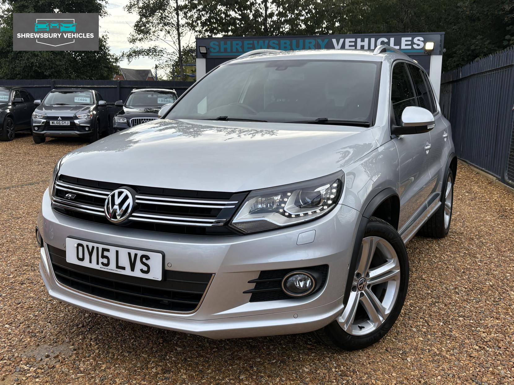 Volkswagen Tiguan 2.0 TDI BlueMotion Tech R-Line SUV 5dr Diesel DSG 4WD Euro 5 (s/s) (Nav) (140 ps)