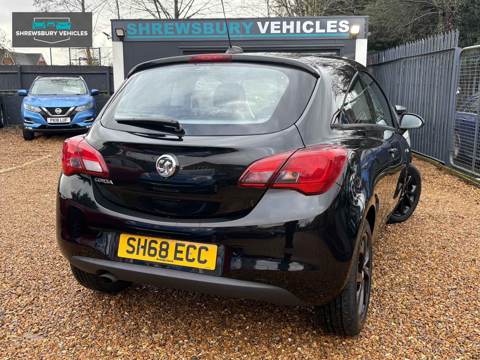 Vauxhall Corsa 1.4i ecoTEC SRi Nav Hatchback 3dr Petrol Manual Euro 6 (75 ps)