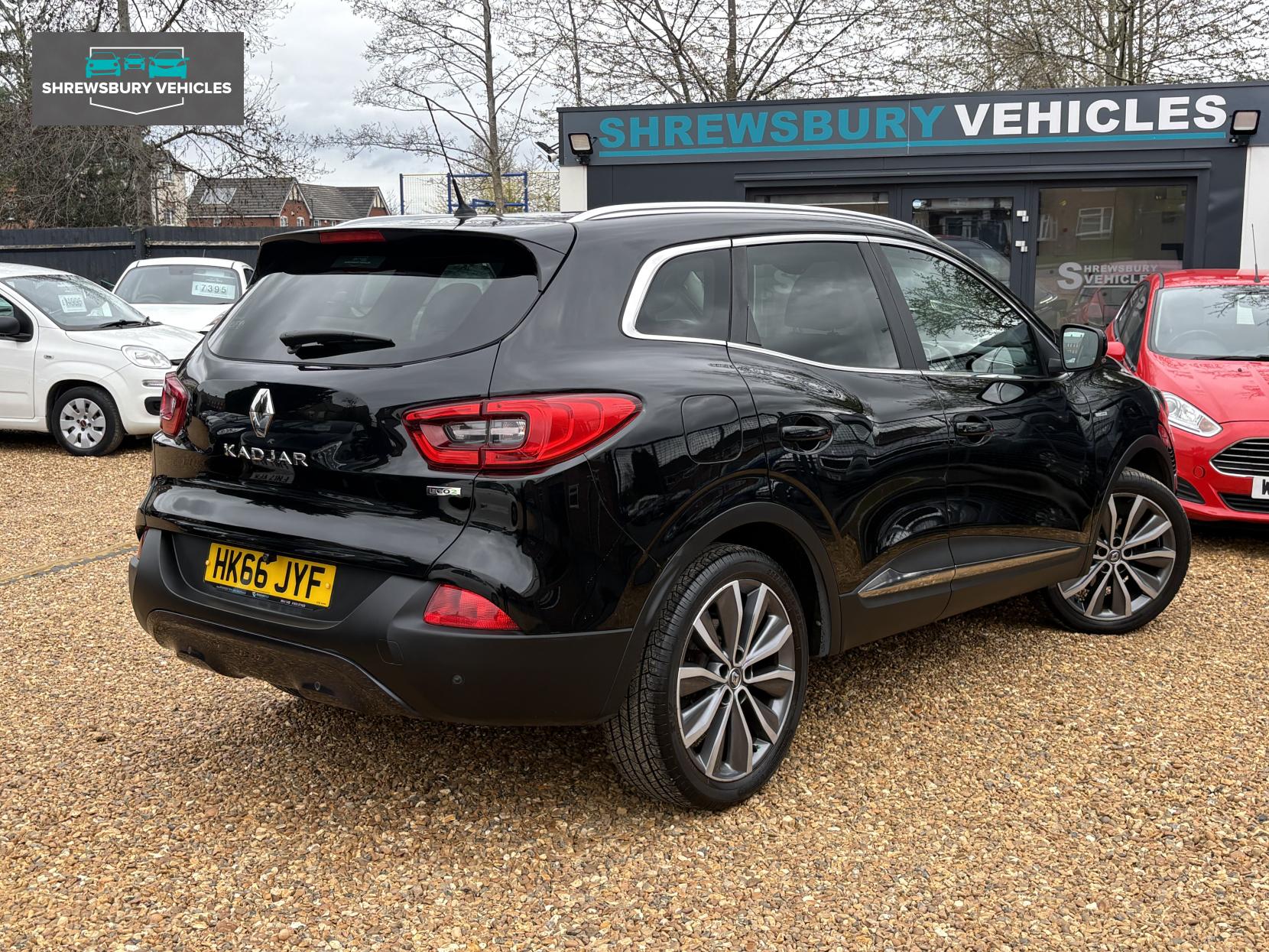 Renault Kadjar 1.5 dCi Signature Nav SUV 5dr Diesel EDC Euro 6 (s/s) (110 ps)