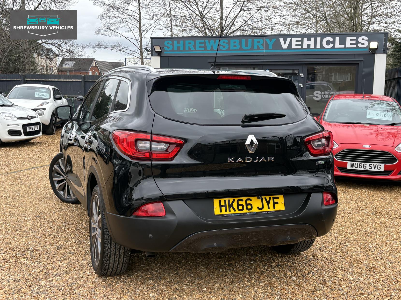 Renault Kadjar 1.5 dCi Signature Nav SUV 5dr Diesel EDC Euro 6 (s/s) (110 ps)