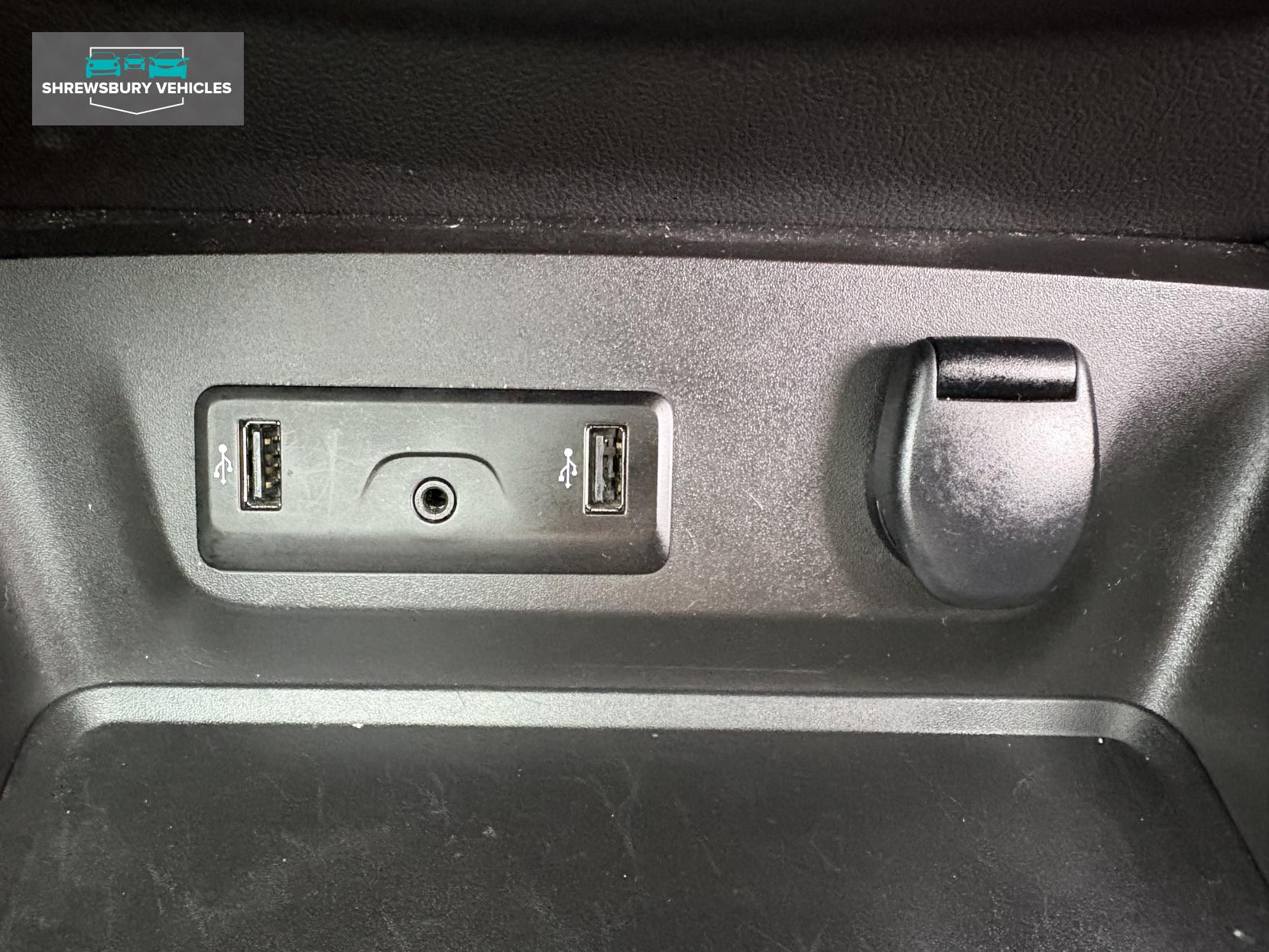 Renault Kadjar 1.5 dCi Signature Nav SUV 5dr Diesel EDC Euro 6 (s/s) (110 ps)