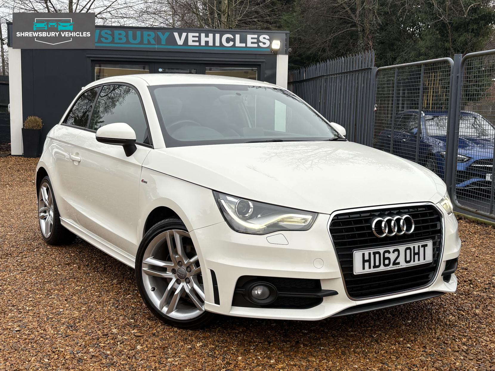 Audi A1 1.6 TDI S line Hatchback 3dr Diesel Manual Euro 5 (s/s) (105 ps)