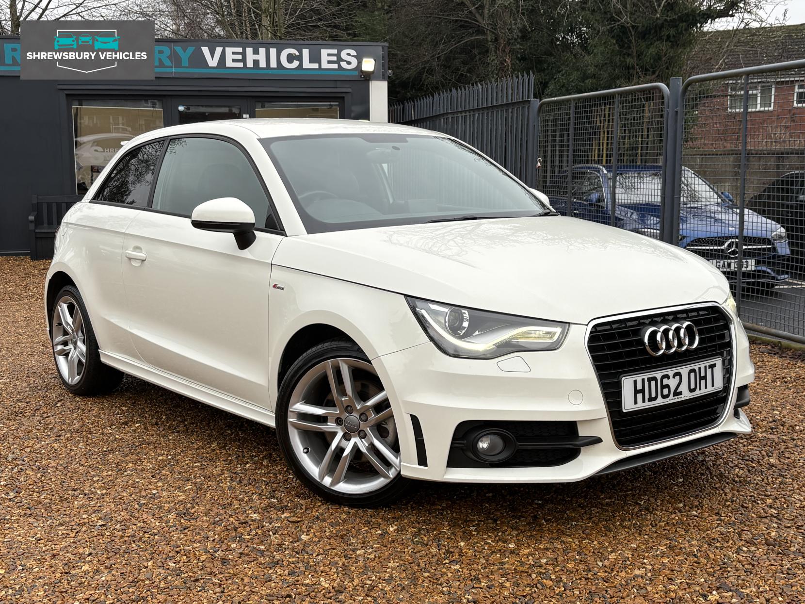 Audi A1 1.6 TDI S line Hatchback 3dr Diesel Manual Euro 5 (s/s) (105 ps)