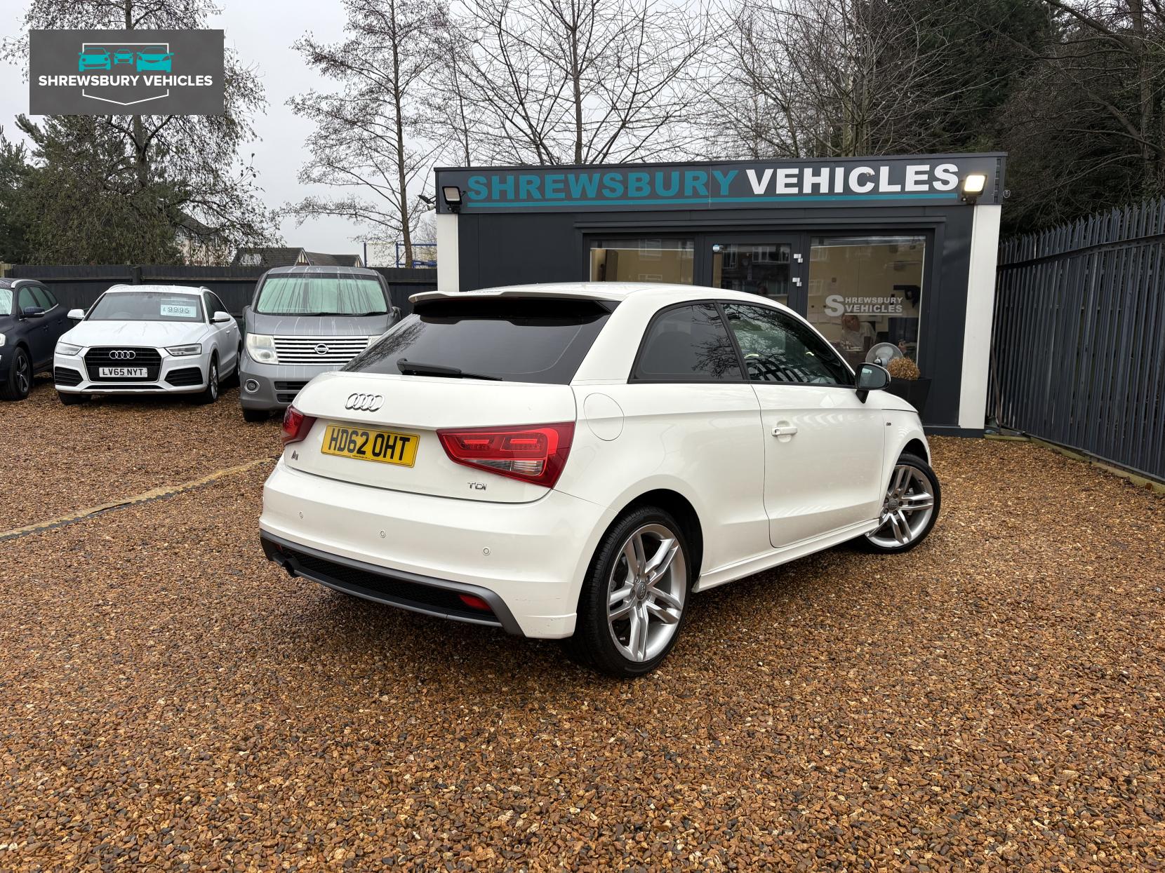 Audi A1 1.6 TDI S line Hatchback 3dr Diesel Manual Euro 5 (s/s) (105 ps)