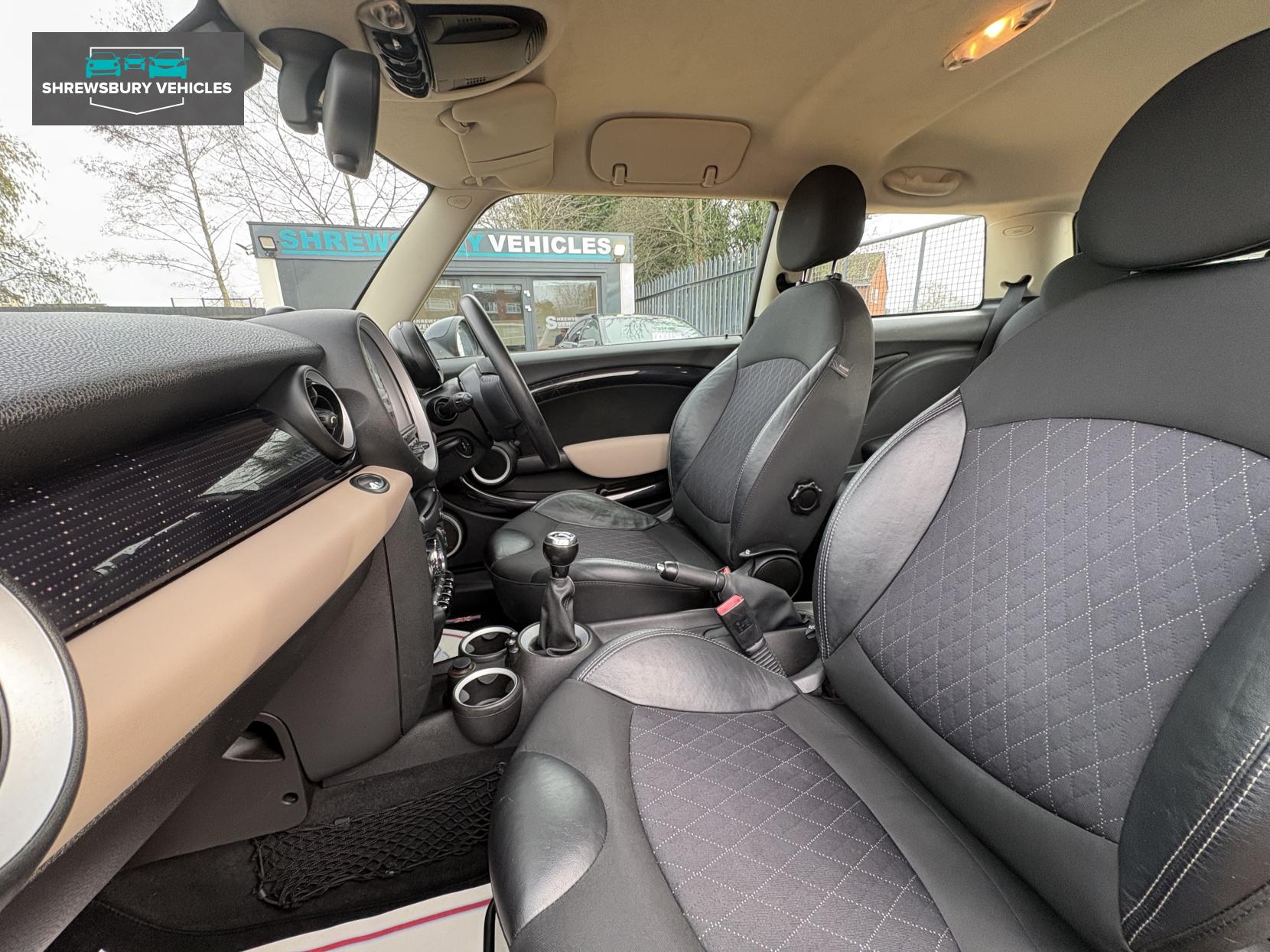 MINI Hatch 1.6 One D Baker Street Hatchback 3dr Diesel Manual Euro 5 (s/s) (90 ps)