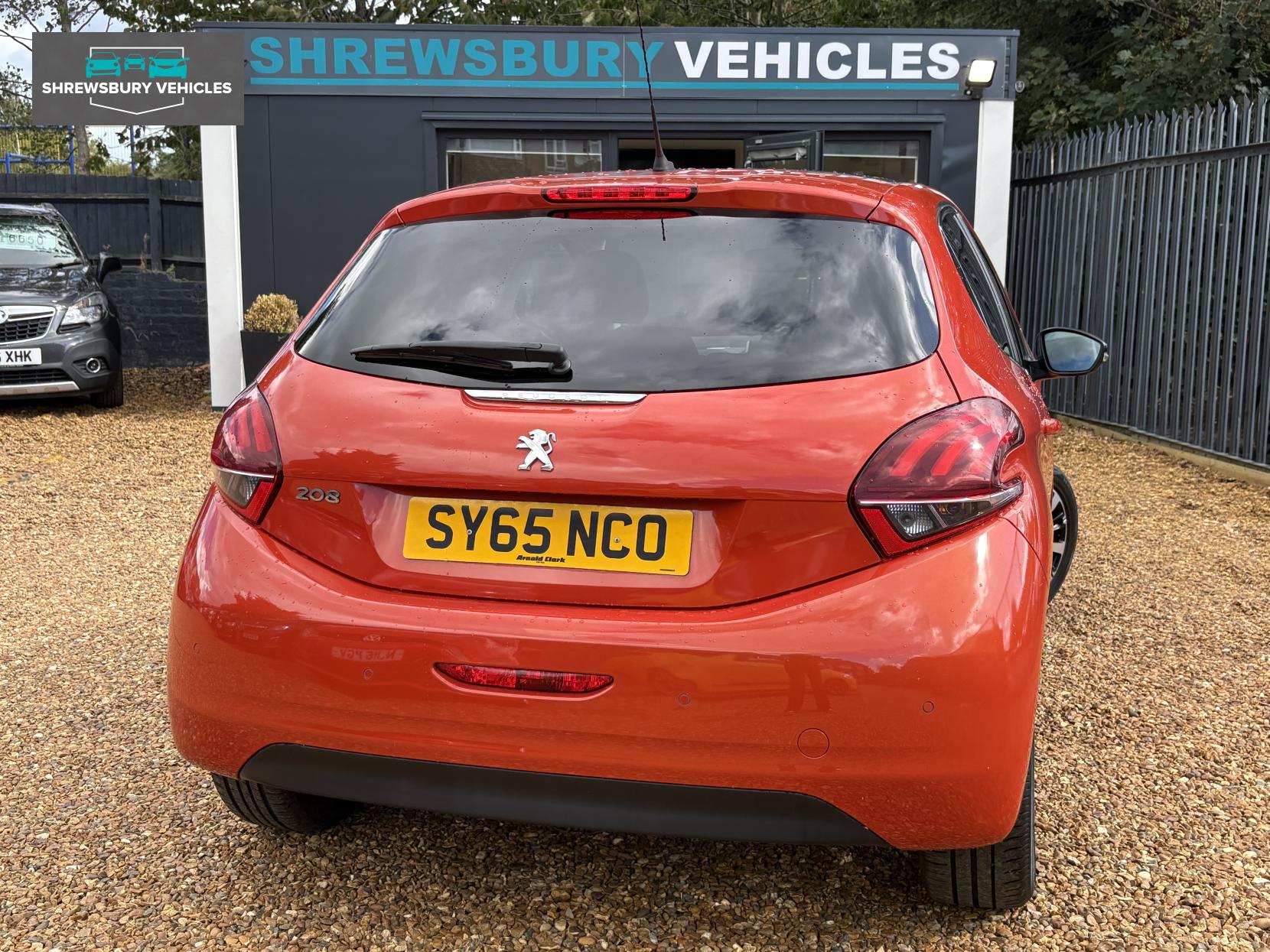 Peugeot 208 1.2 PureTech Allure Hatchback 5dr Petrol Manual Euro 6 (82 ps)