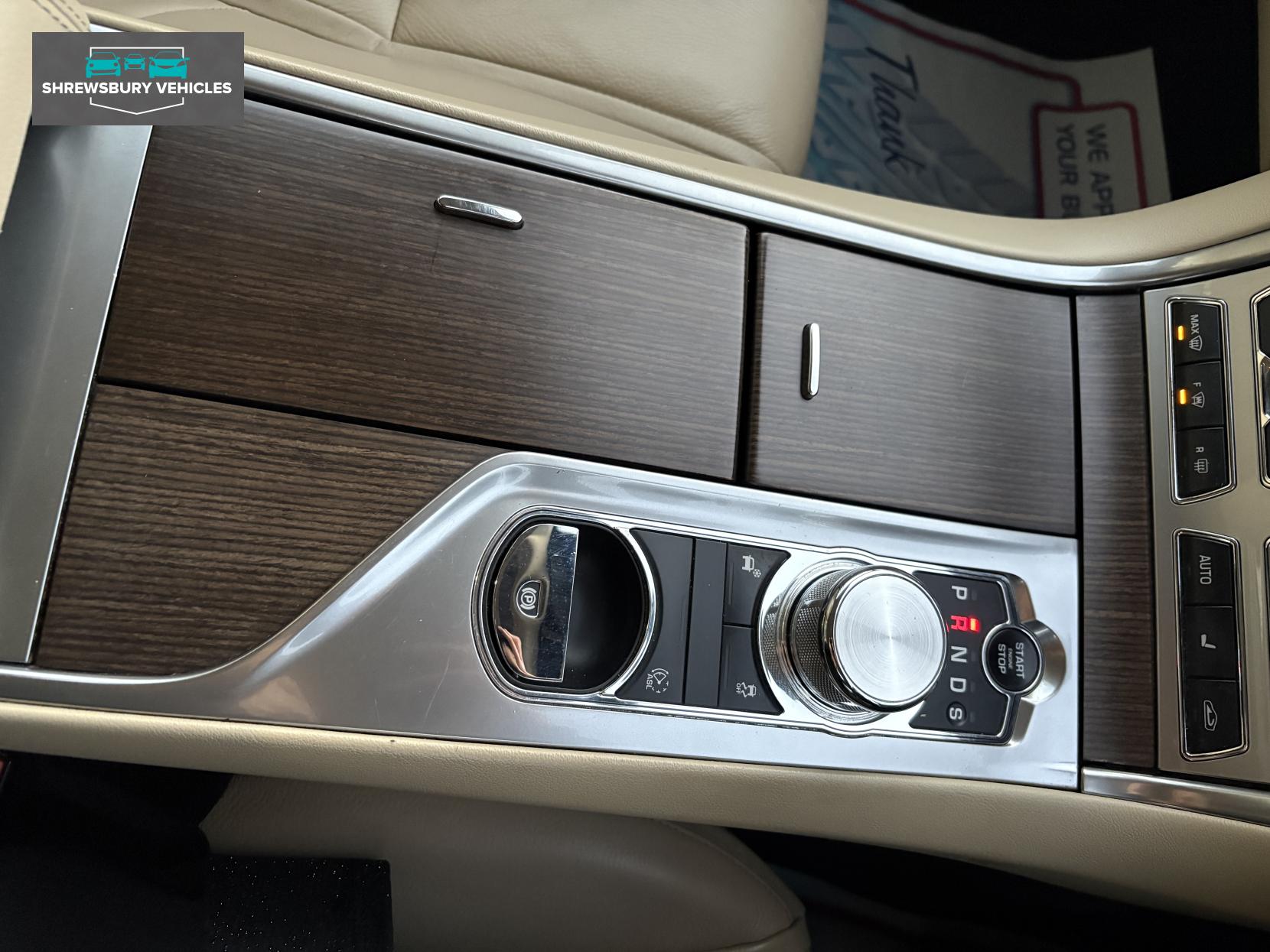 Jaguar XF 2.2d Luxury Saloon 4dr Diesel Auto Euro 5 (s/s) (190 ps)