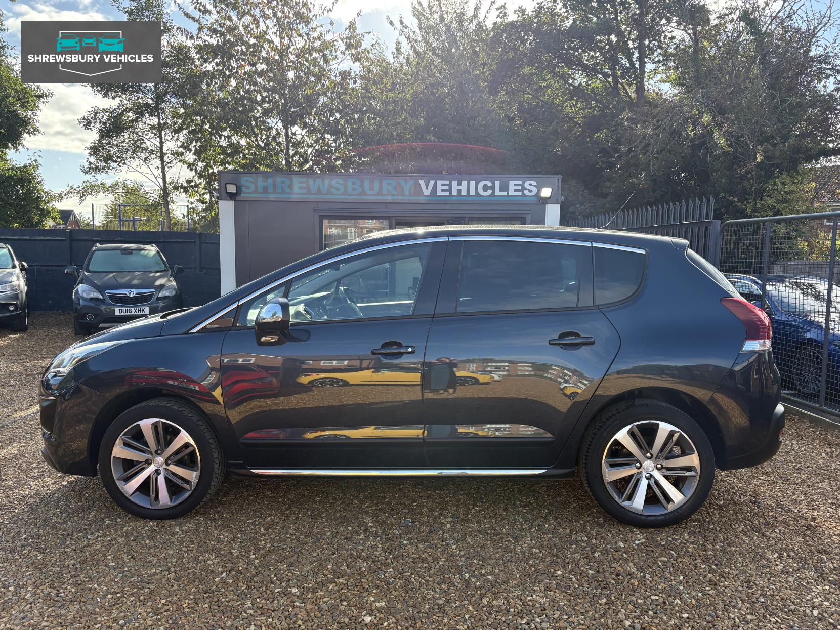 Peugeot 3008 1.6 HDi Allure SUV 5dr Diesel Manual Euro 5 (115 ps)