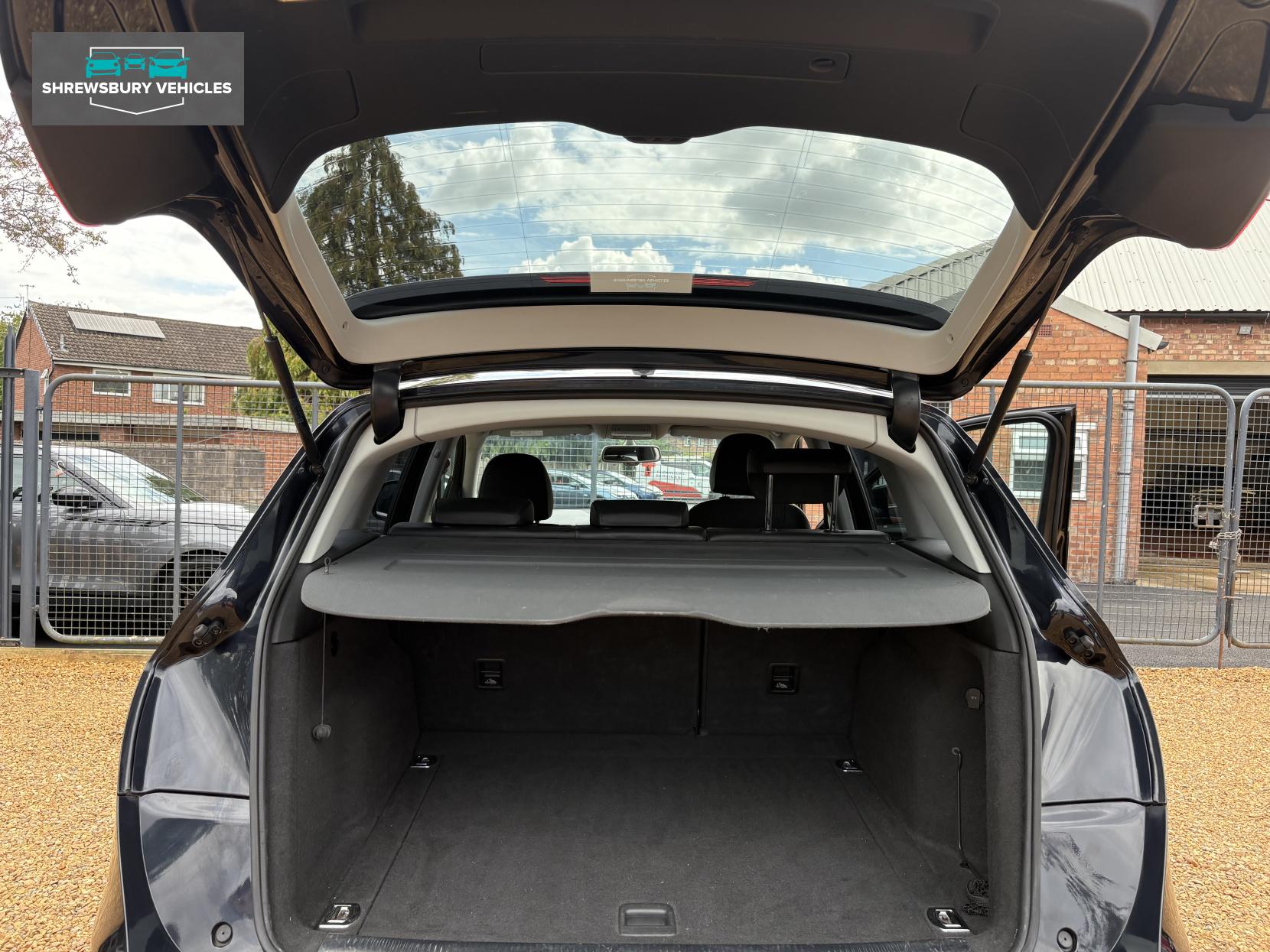 Audi Q5 2.0 TDI SE SUV 5dr Diesel Manual quattro Euro 5 (s/s) (150 ps)