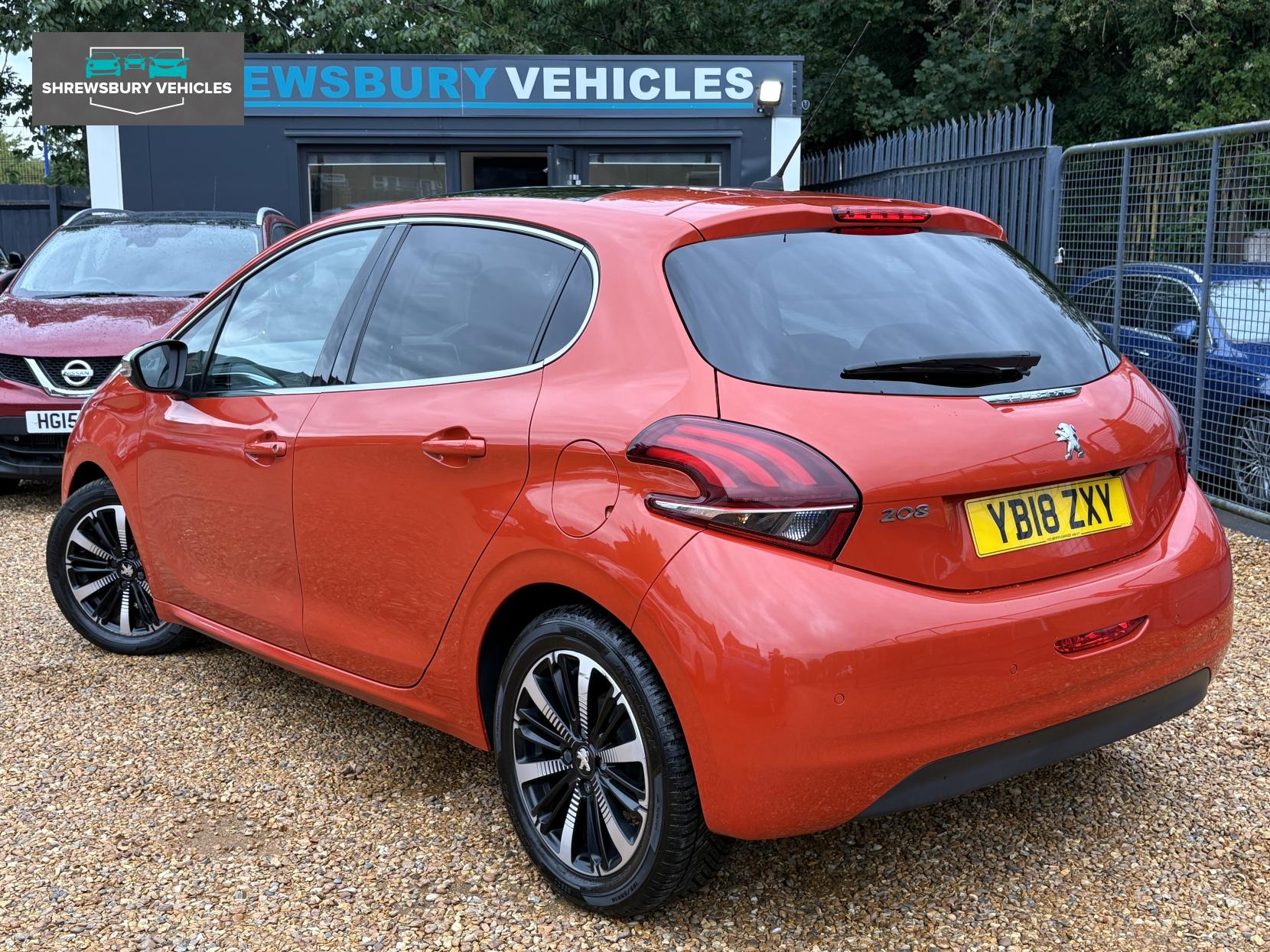 Peugeot 208 1.2 PureTech Allure Premium Hatchback 5dr Petrol Manual Euro 6 (s/s) (82 ps)