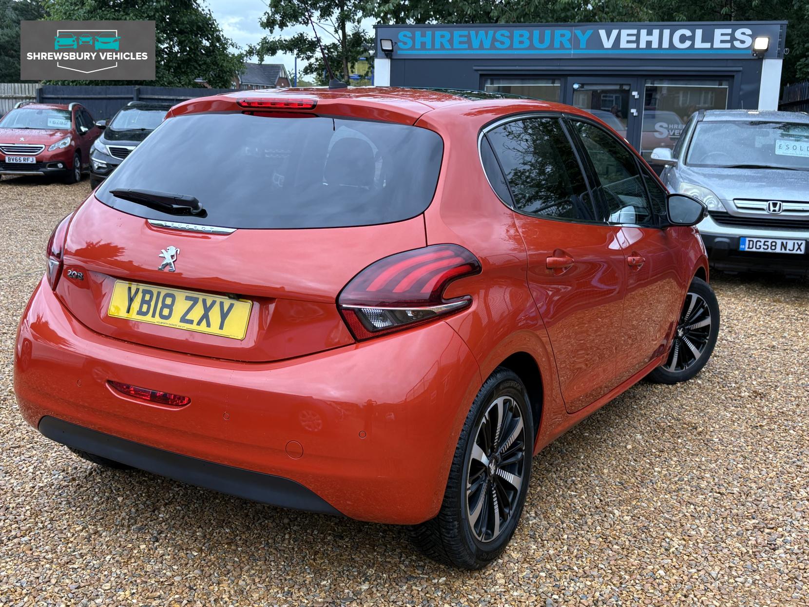Peugeot 208 1.2 PureTech Allure Premium Hatchback 5dr Petrol Manual Euro 6 (s/s) (82 ps)