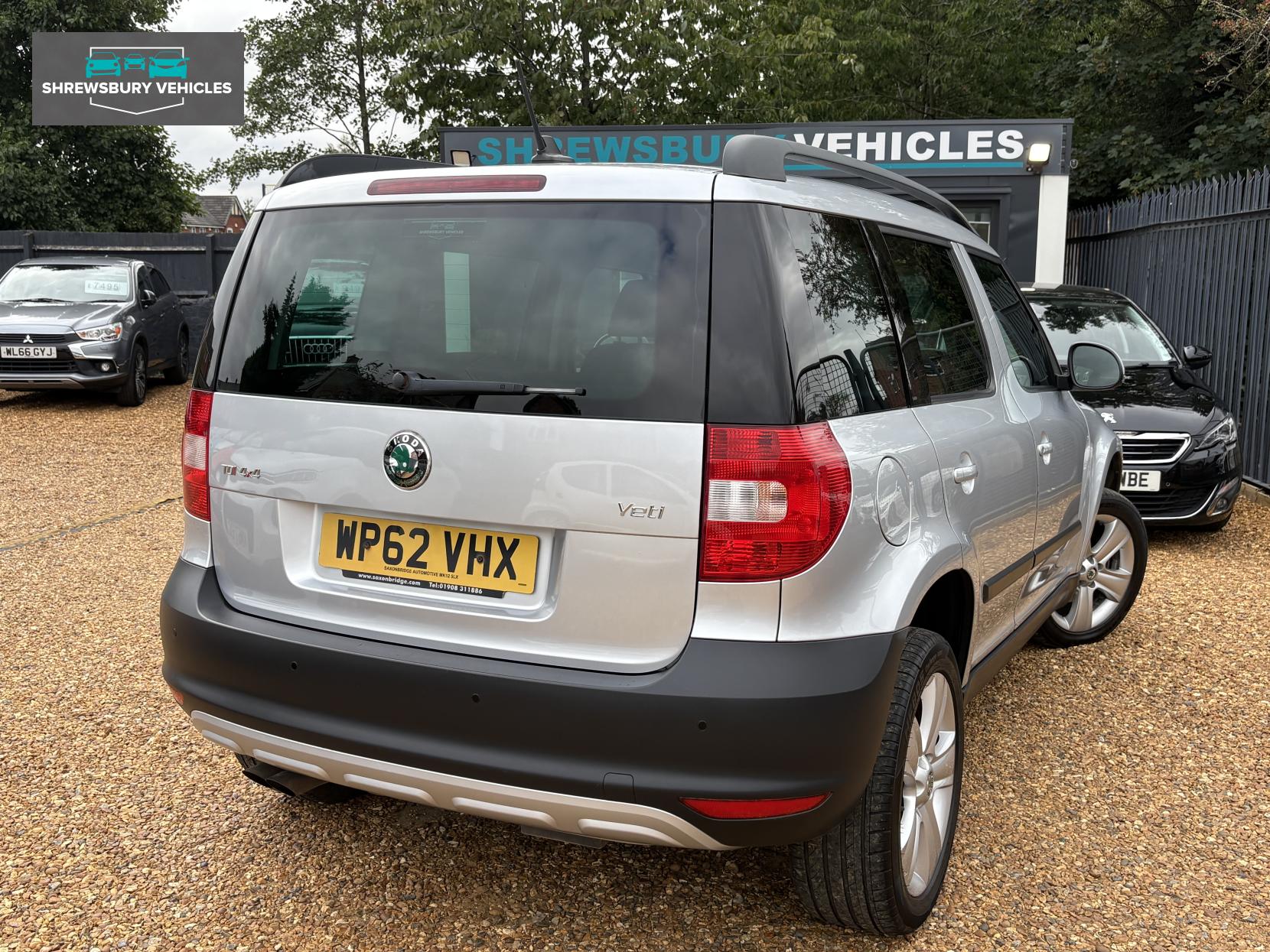 Skoda Yeti 2.0 TDI SE Plus SUV 5dr Diesel Manual 4WD Euro 5 (140 ps)