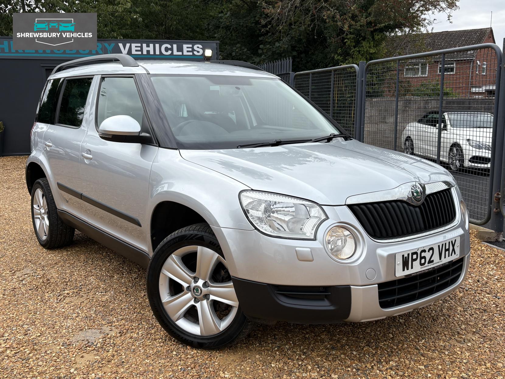 Skoda Yeti 2.0 TDI SE Plus SUV 5dr Diesel Manual 4WD Euro 5 (140 ps)