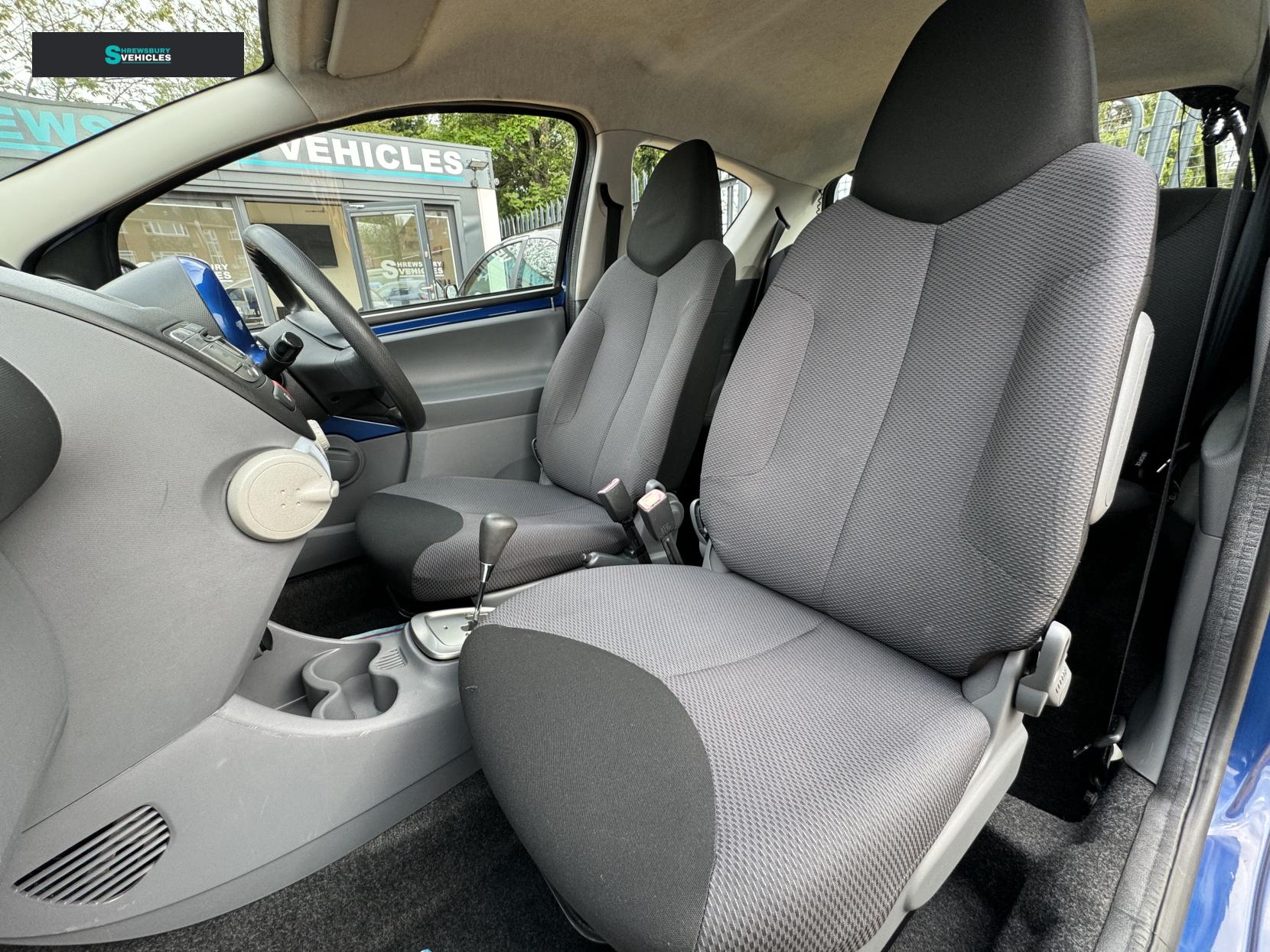 Toyota AYGO 1.0 VVT-i Blue Hatchback 3dr Petrol MultiMode Euro 4 (67 bhp)