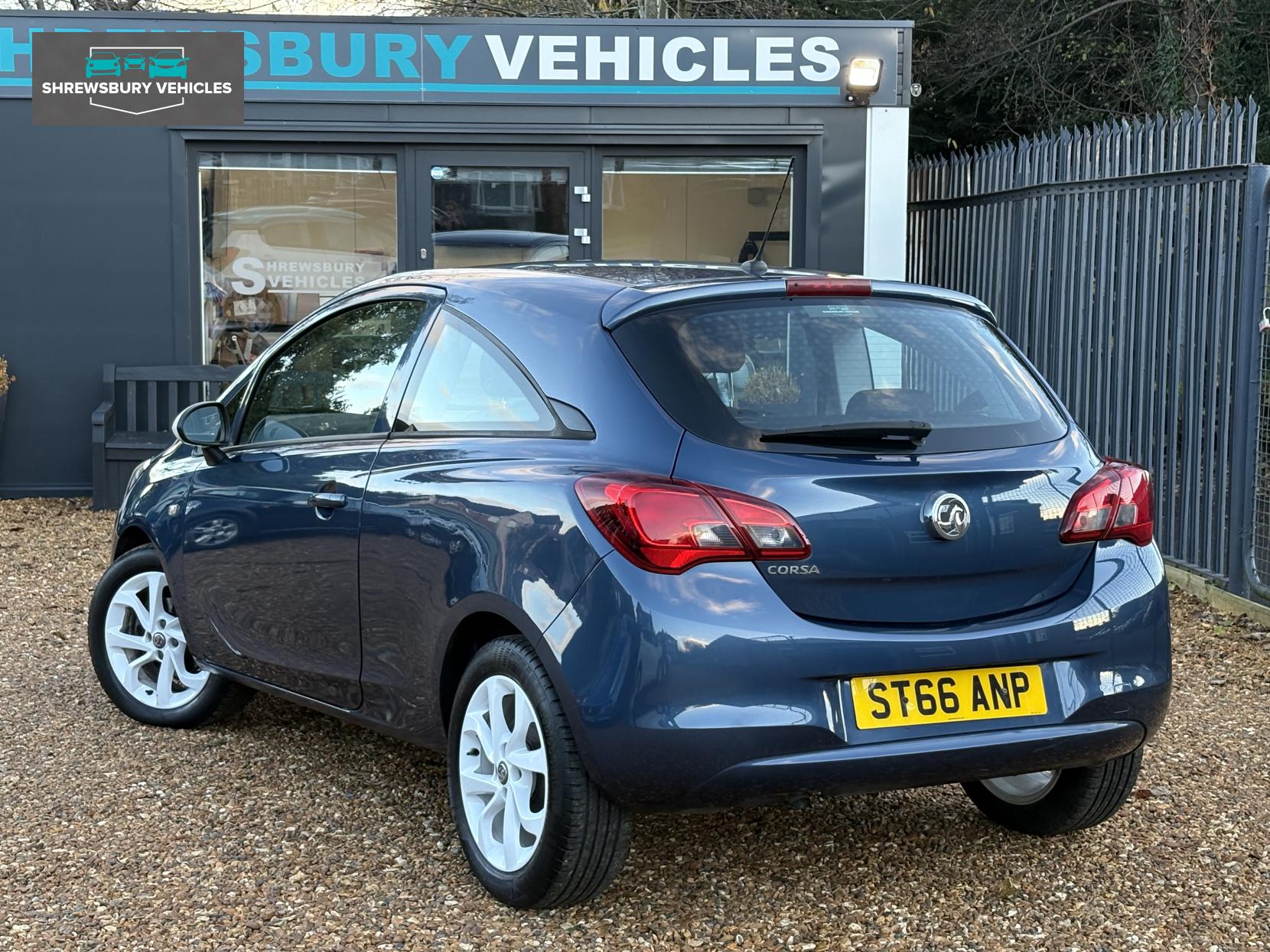 Vauxhall Corsa 1.4i ecoFLEX Sting Hatchback 3dr Petrol Manual Euro 6 (75 ps)