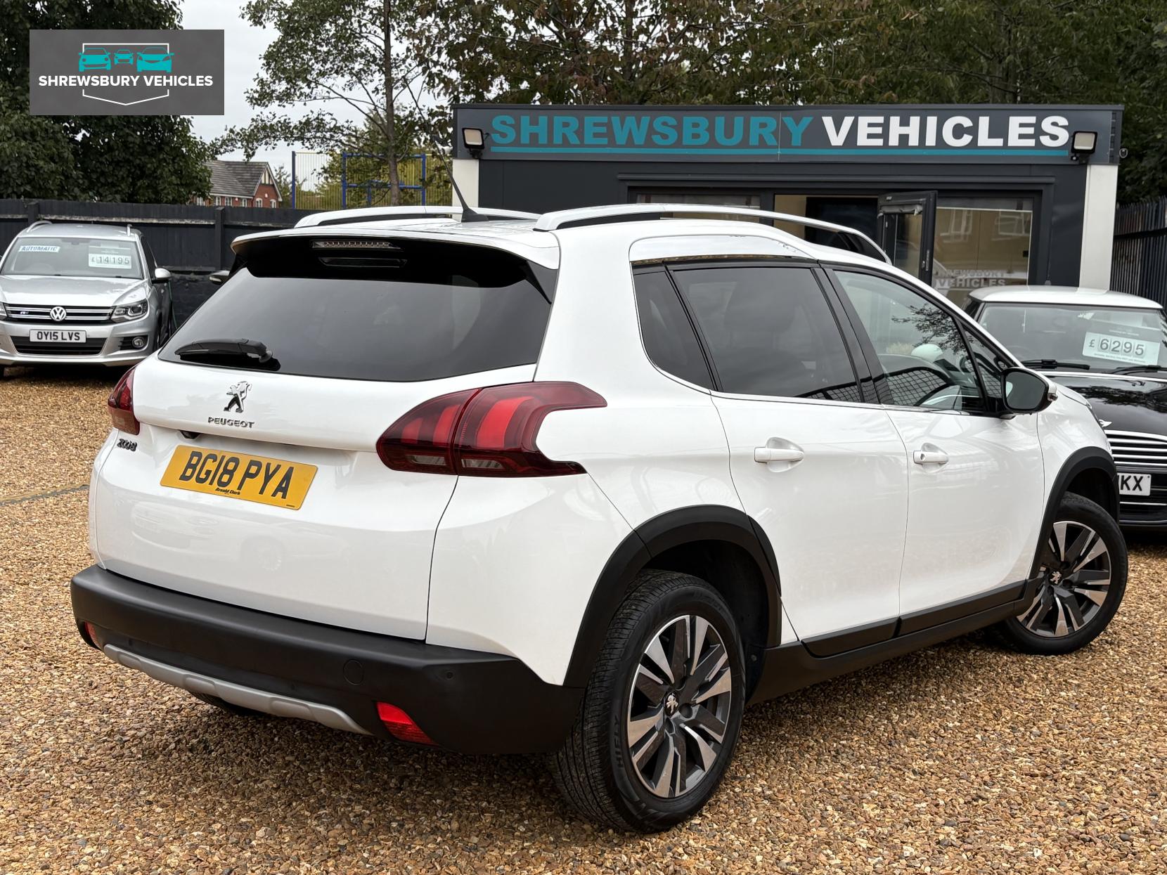 Peugeot 2008 1.2 PureTech Allure Premium SUV 5dr Petrol Manual Euro 6 (82 ps)