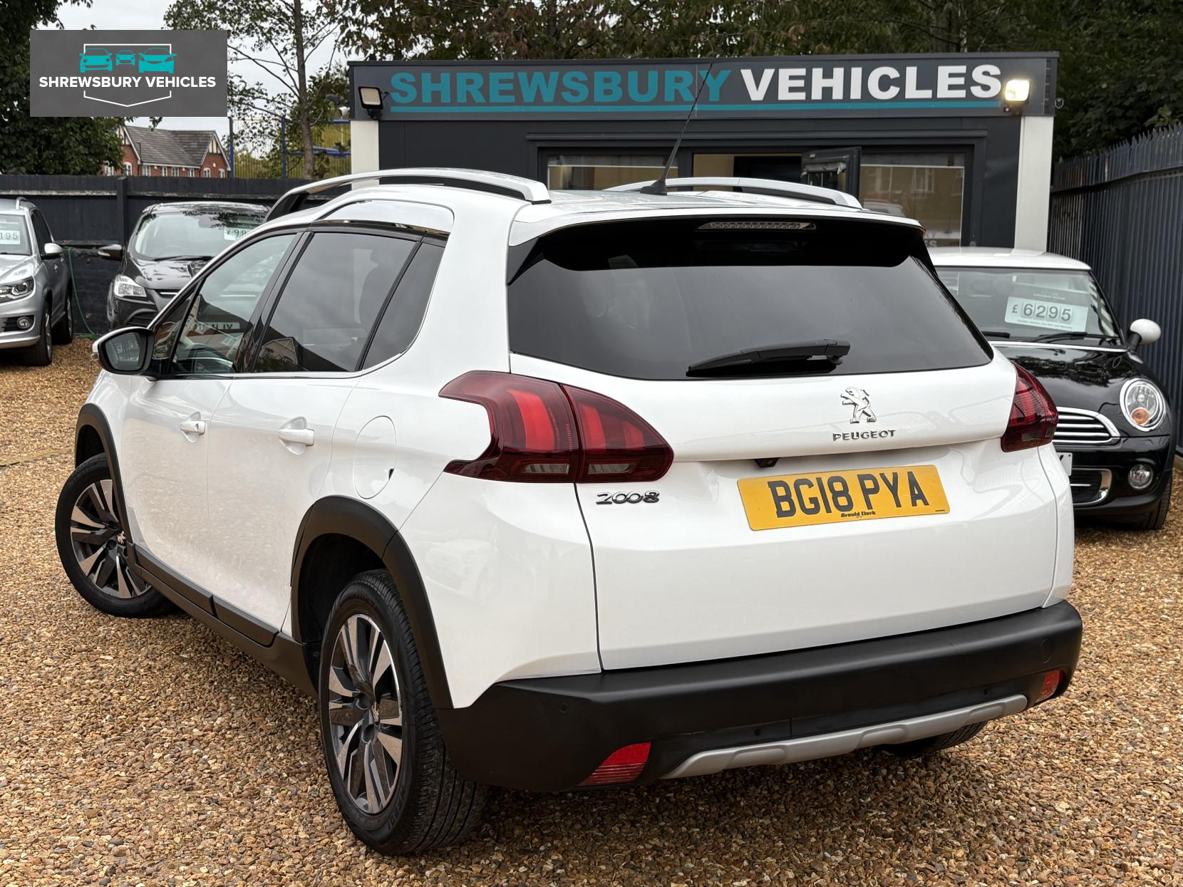 Peugeot 2008 1.2 PureTech Allure Premium SUV 5dr Petrol Manual Euro 6 (82 ps)