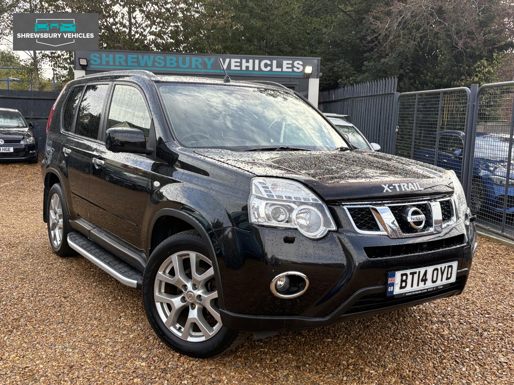 Nissan X-Trail 2.0 dCi Tekna SUV 5dr Diesel Auto 4WD Euro 5 (AVM) (150 ps)