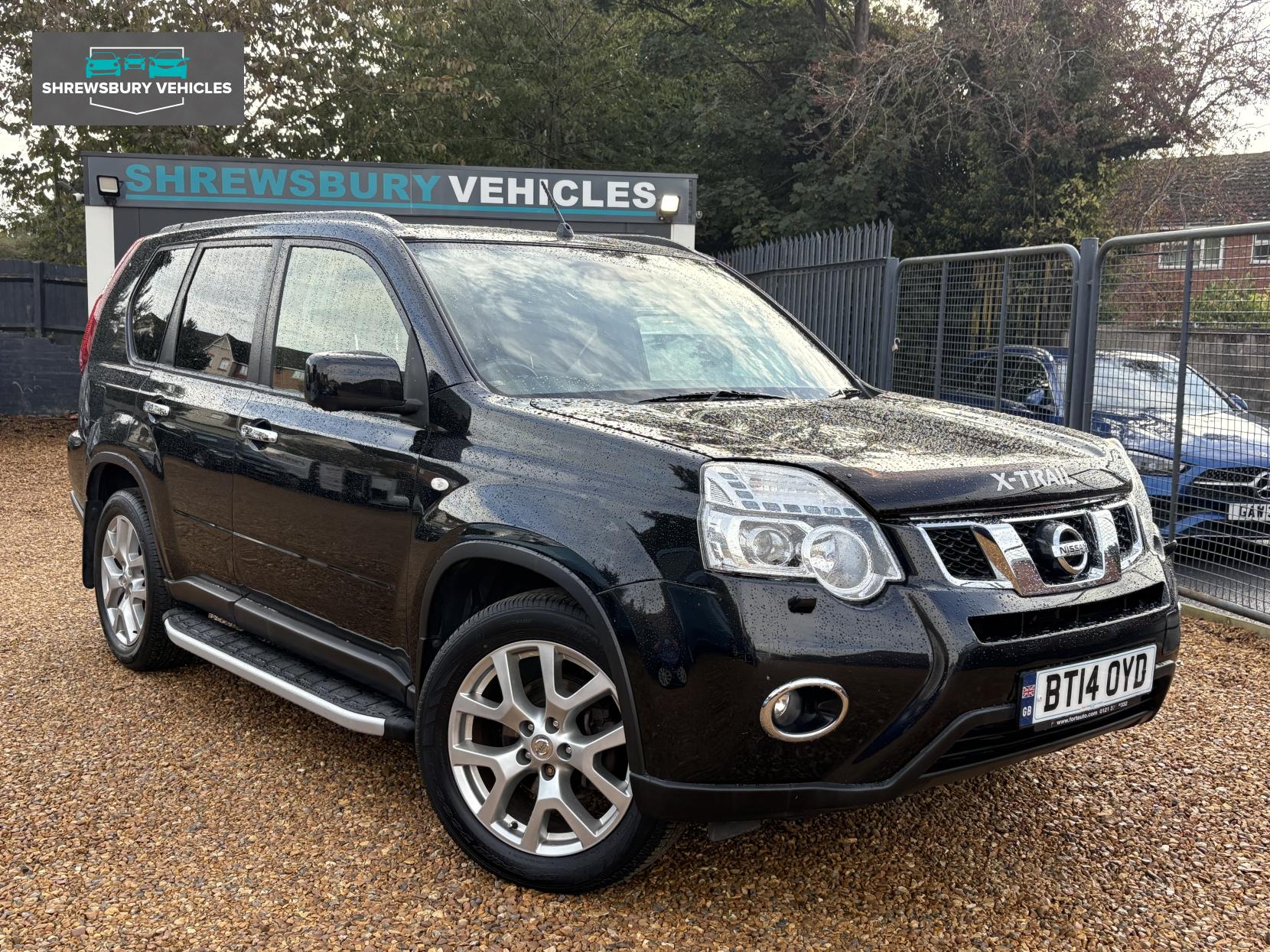Nissan X-Trail 2.0 dCi Tekna SUV 5dr Diesel Auto 4WD Euro 5 (AVM) (150 ps)