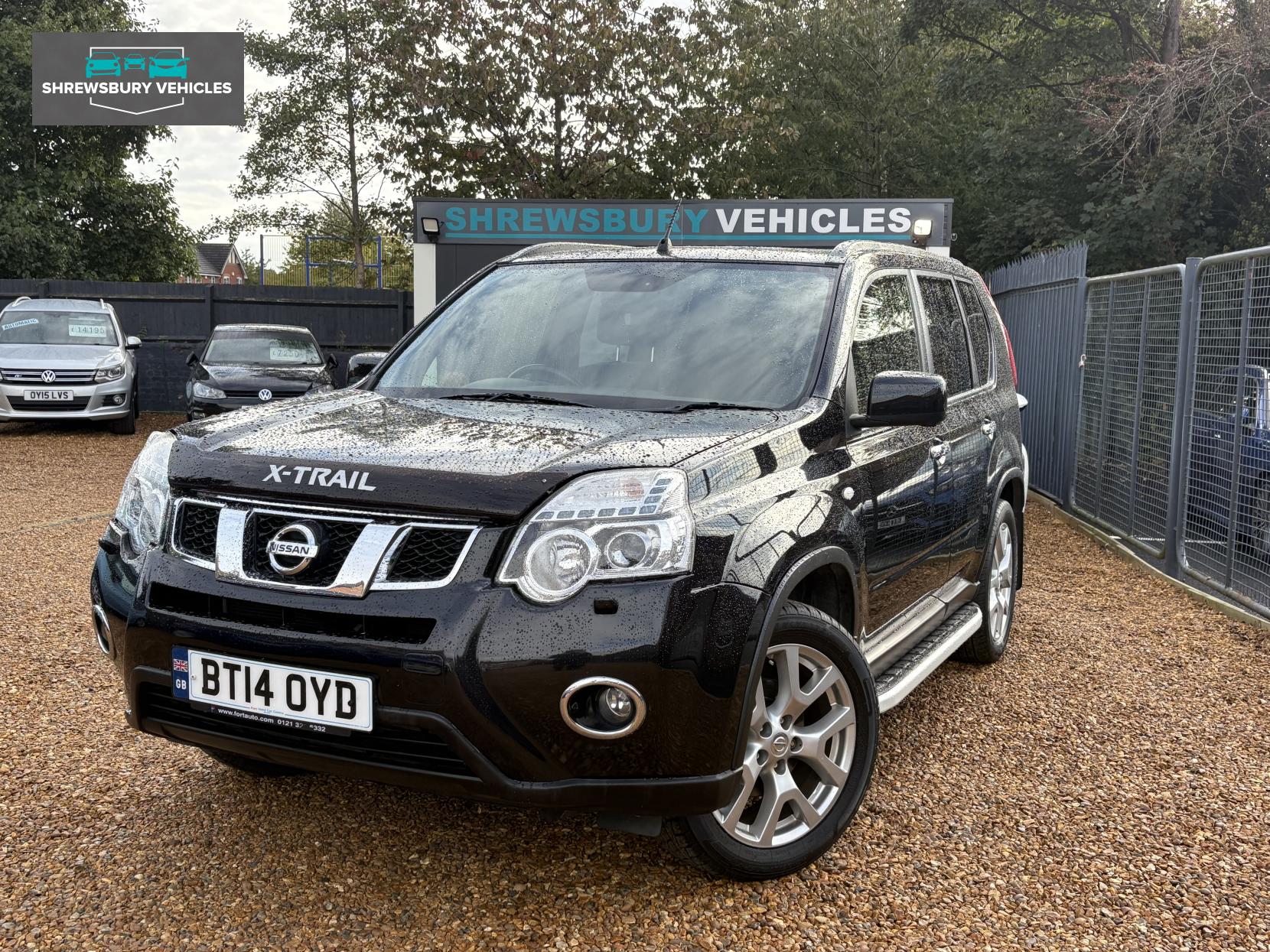 Nissan X-Trail 2.0 dCi Tekna SUV 5dr Diesel Auto 4WD Euro 5 (AVM) (150 ps)