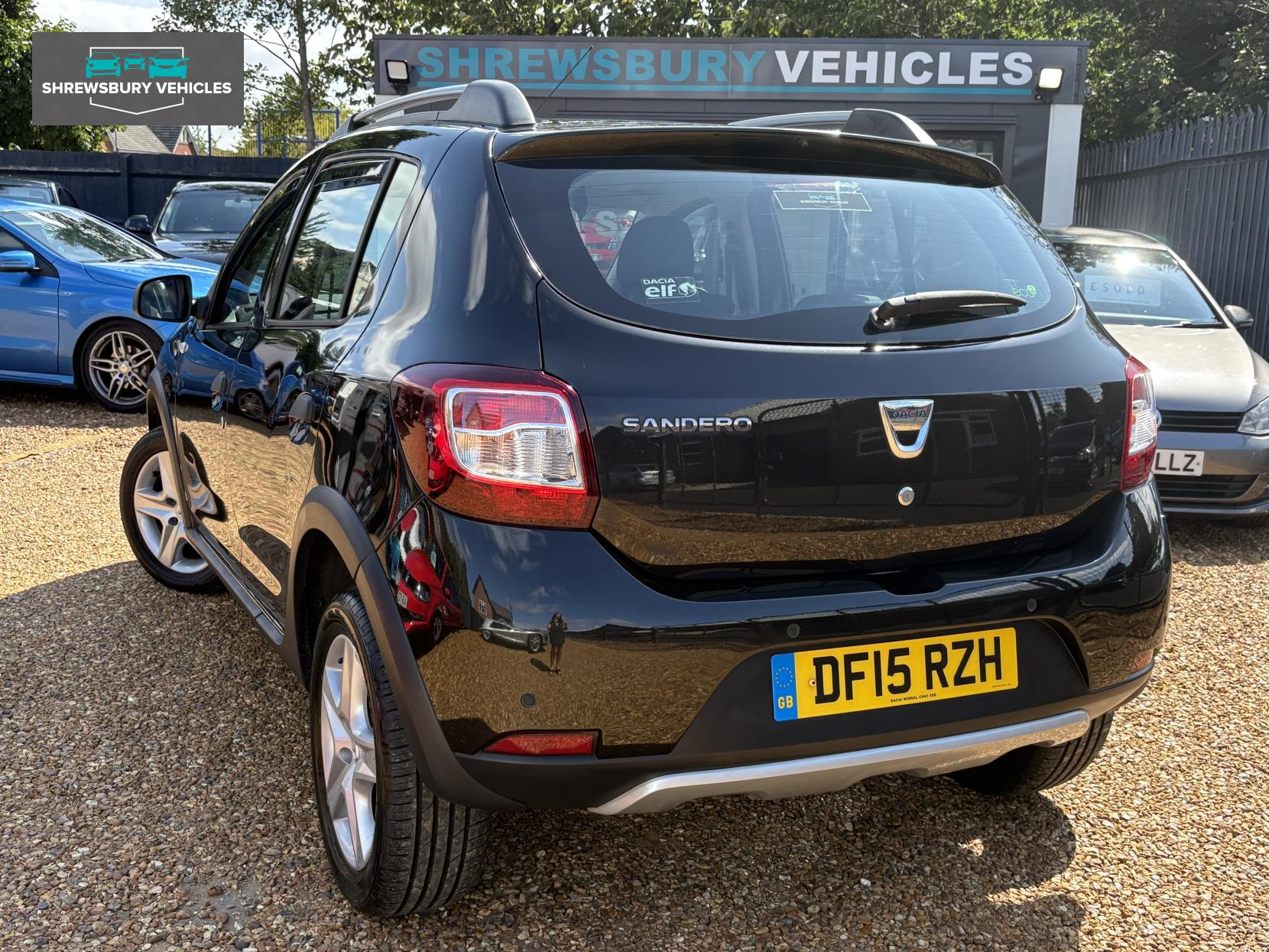Dacia Sandero Stepway 0.9 TCe Laureate Hatchback 5dr Petrol Manual Euro 5 (90 ps)