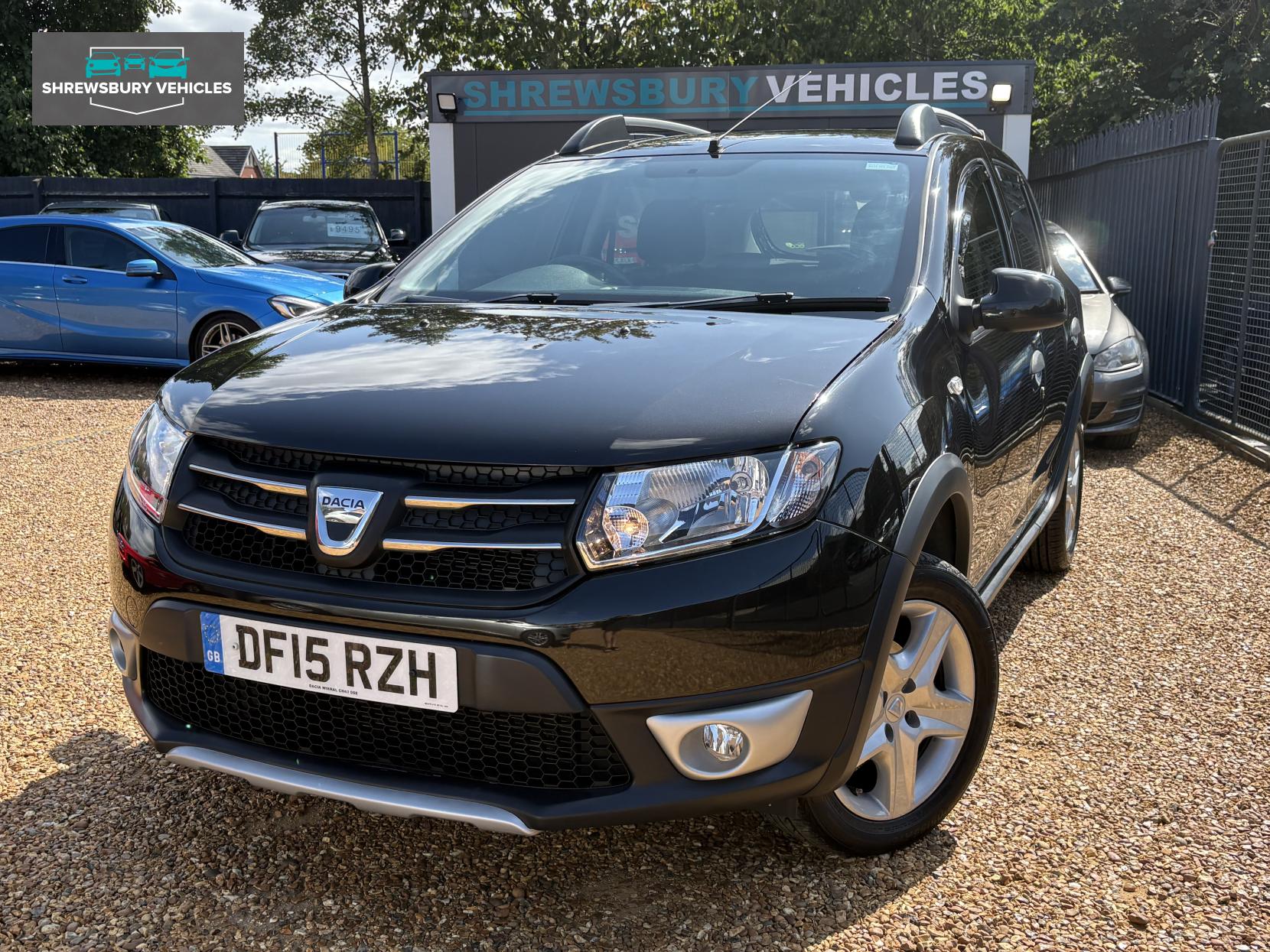 Dacia Sandero Stepway 0.9 TCe Laureate Hatchback 5dr Petrol Manual Euro 5 (90 ps)