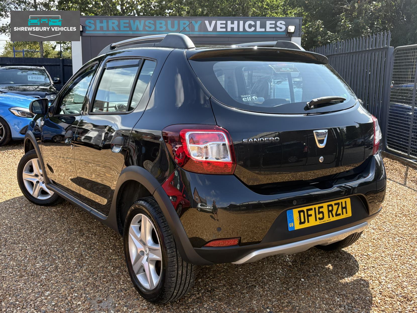 Dacia Sandero Stepway 0.9 TCe Laureate Hatchback 5dr Petrol Manual Euro 5 (90 ps)