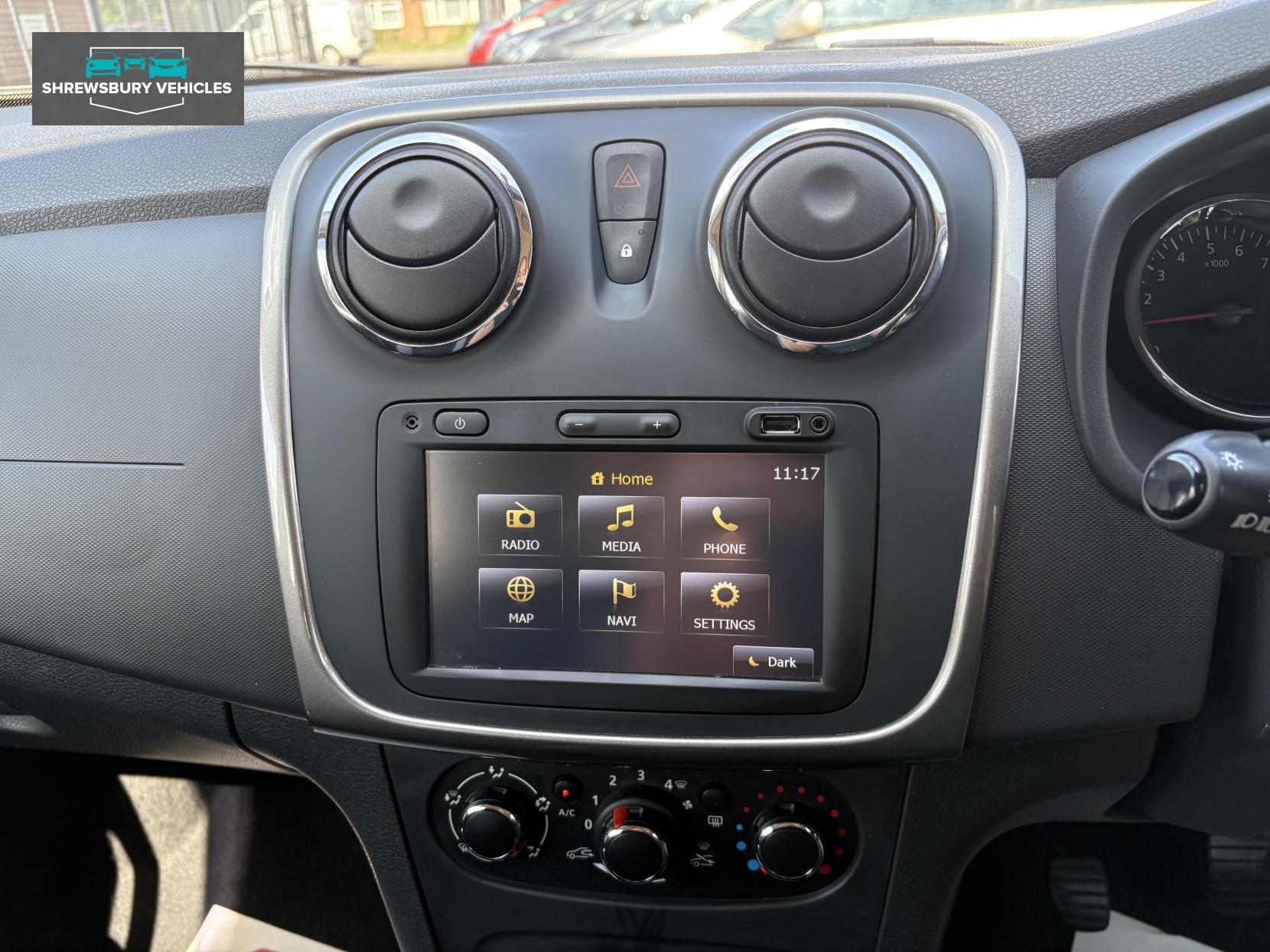 Dacia Sandero Stepway 0.9 TCe Laureate Hatchback 5dr Petrol Manual Euro 5 (90 ps)
