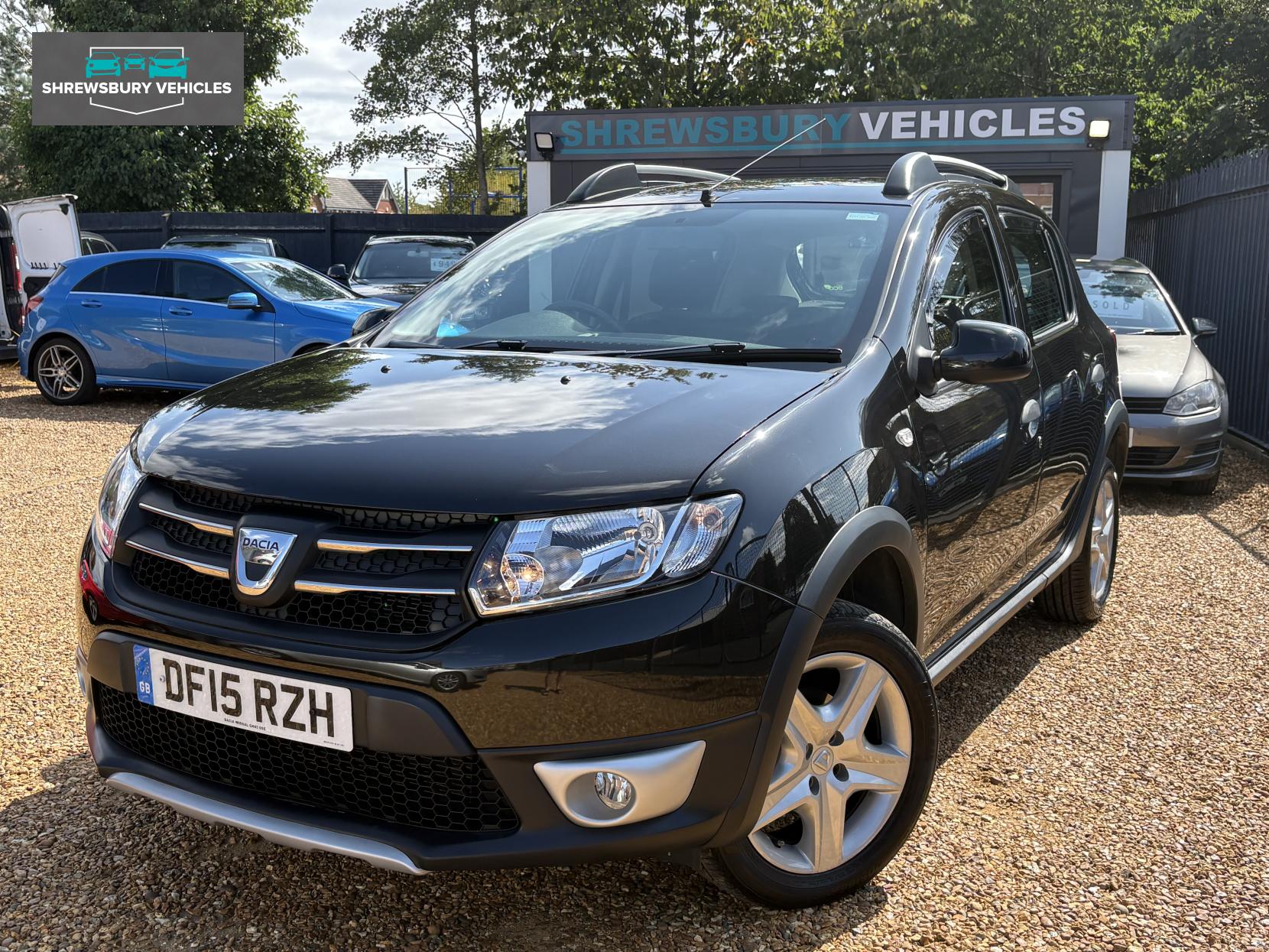 Dacia Sandero Stepway 0.9 TCe Laureate Hatchback 5dr Petrol Manual Euro 5 (90 ps)