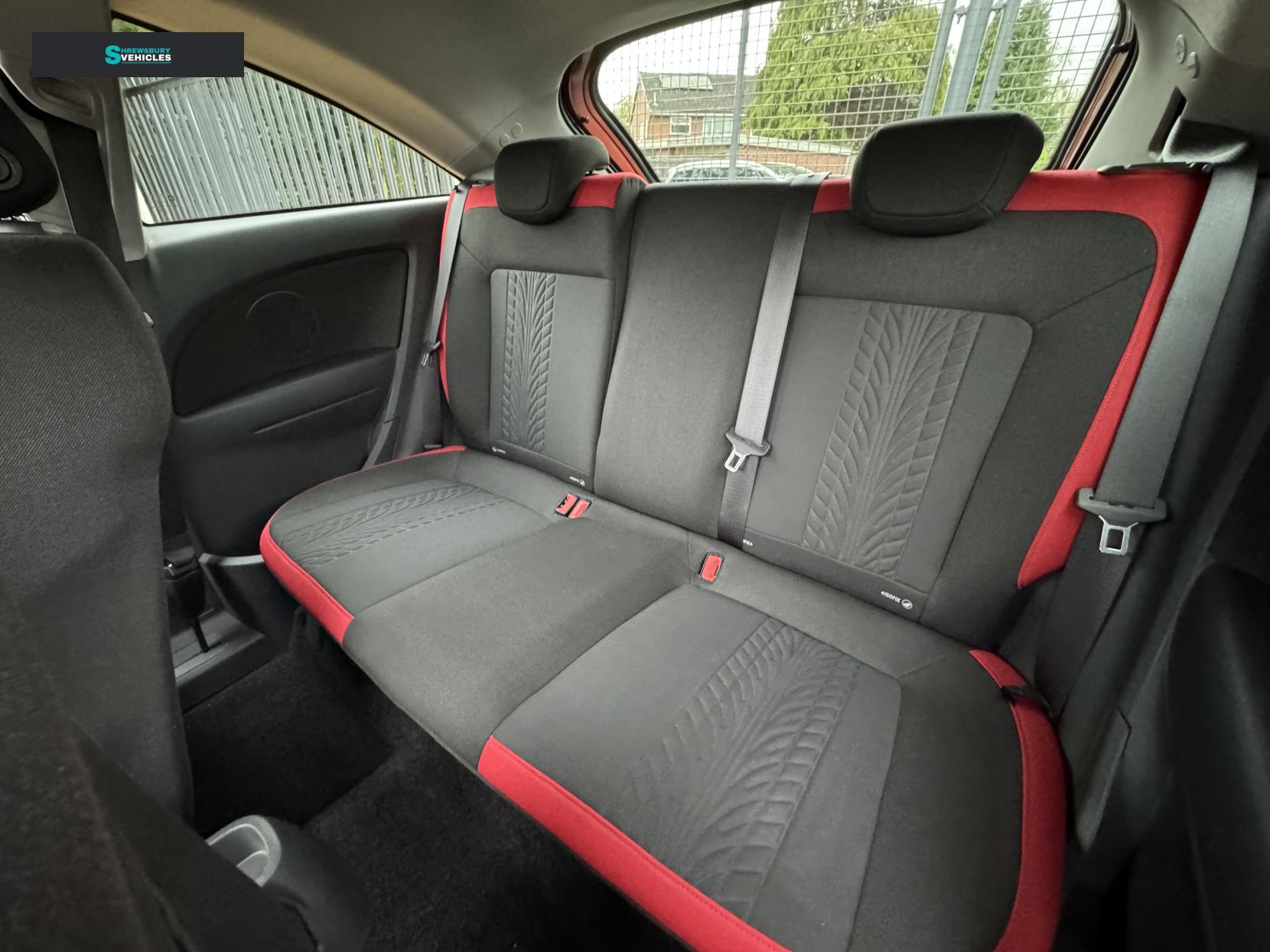 Vauxhall Corsa 1.4 16V SRi Hatchback 3dr Petrol Manual Euro 5 (100 ps)