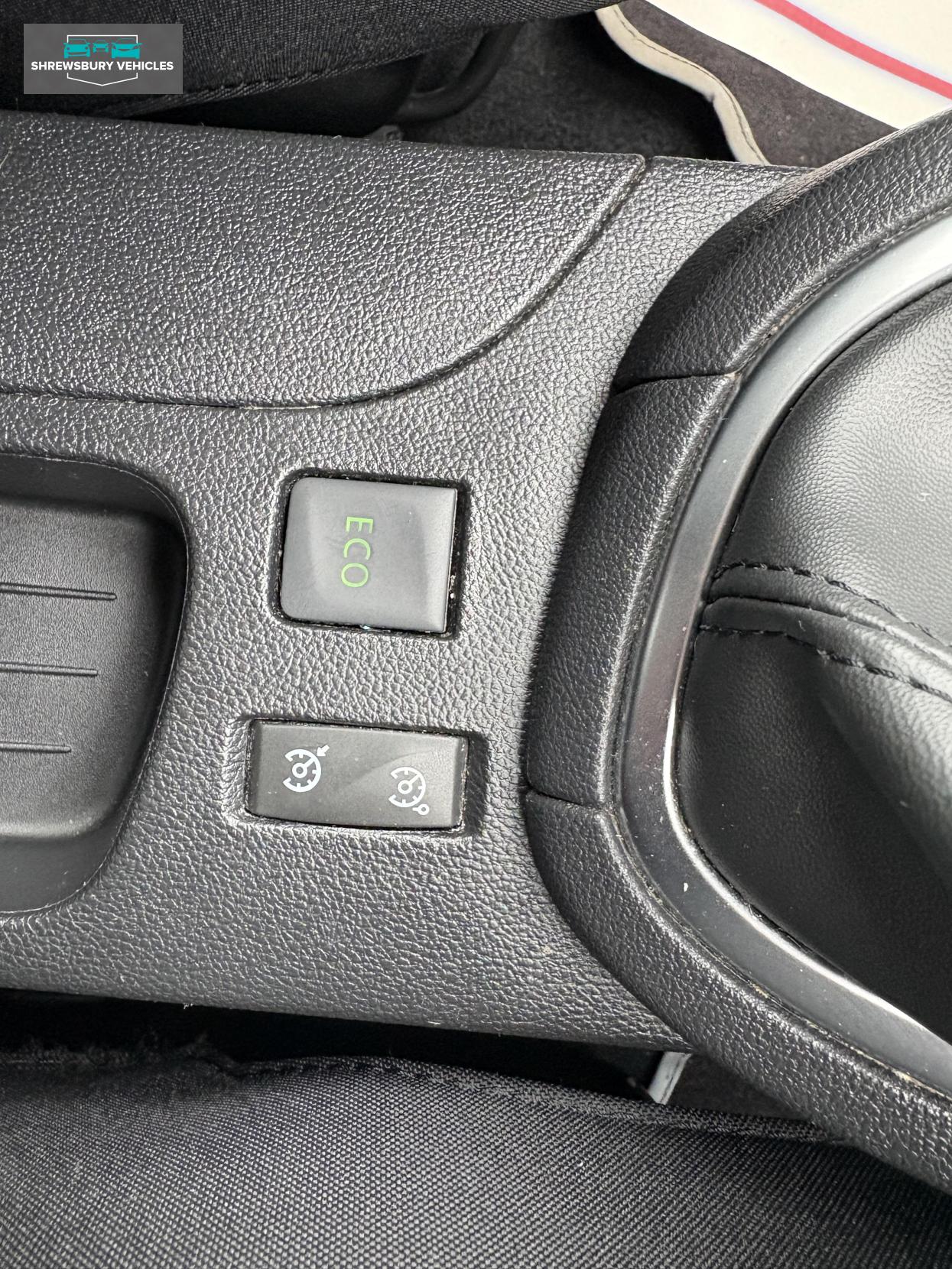 Renault Clio 1.5 dCi Dynamique S Nav Hatchback 5dr Diesel Manual Euro 6 (s/s) (90 ps)