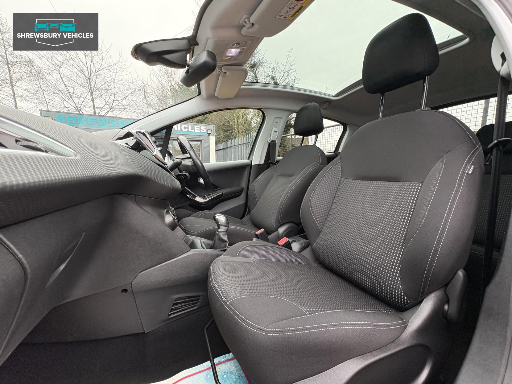 Peugeot 208 1.2 PureTech Allure Premium Hatchback 5dr Petrol Manual Euro 6 (s/s) (82 ps)