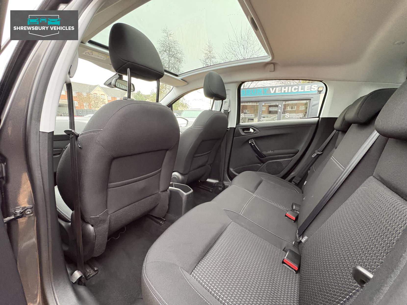 Peugeot 208 1.2 PureTech Allure Premium Hatchback 5dr Petrol Manual Euro 6 (s/s) (82 ps)