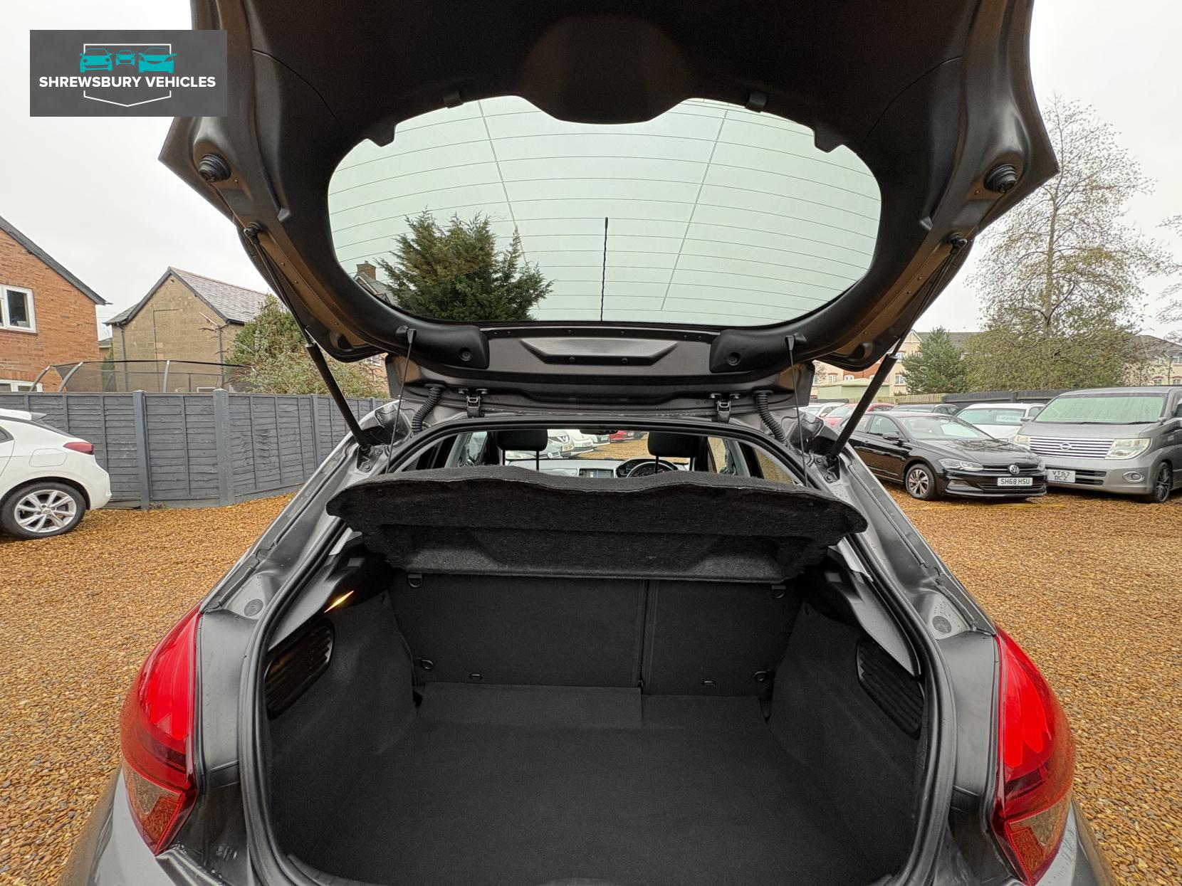 Peugeot 208 1.2 PureTech Allure Premium Hatchback 5dr Petrol Manual Euro 6 (s/s) (82 ps)