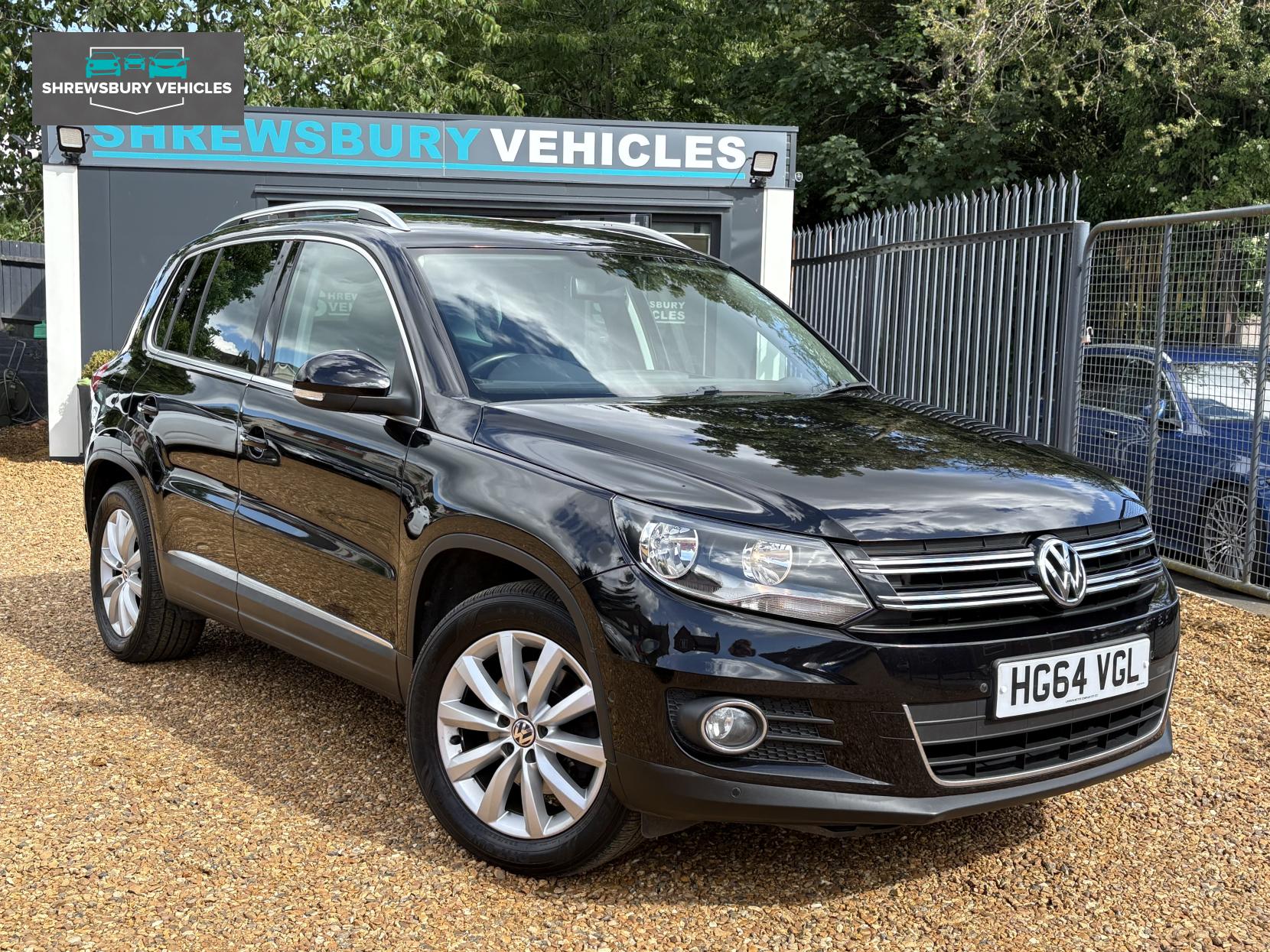 Volkswagen Tiguan 2.0 TDI BlueMotion Tech Match SUV 5dr Diesel Manual 2WD Euro 5 (s/s) (140 ps)