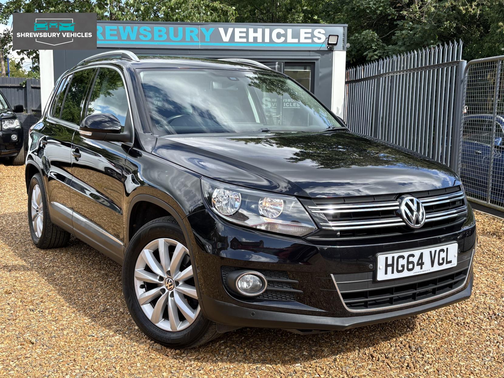 Volkswagen Tiguan 2.0 TDI BlueMotion Tech Match SUV 5dr Diesel Manual 2WD Euro 5 (s/s) (140 ps)