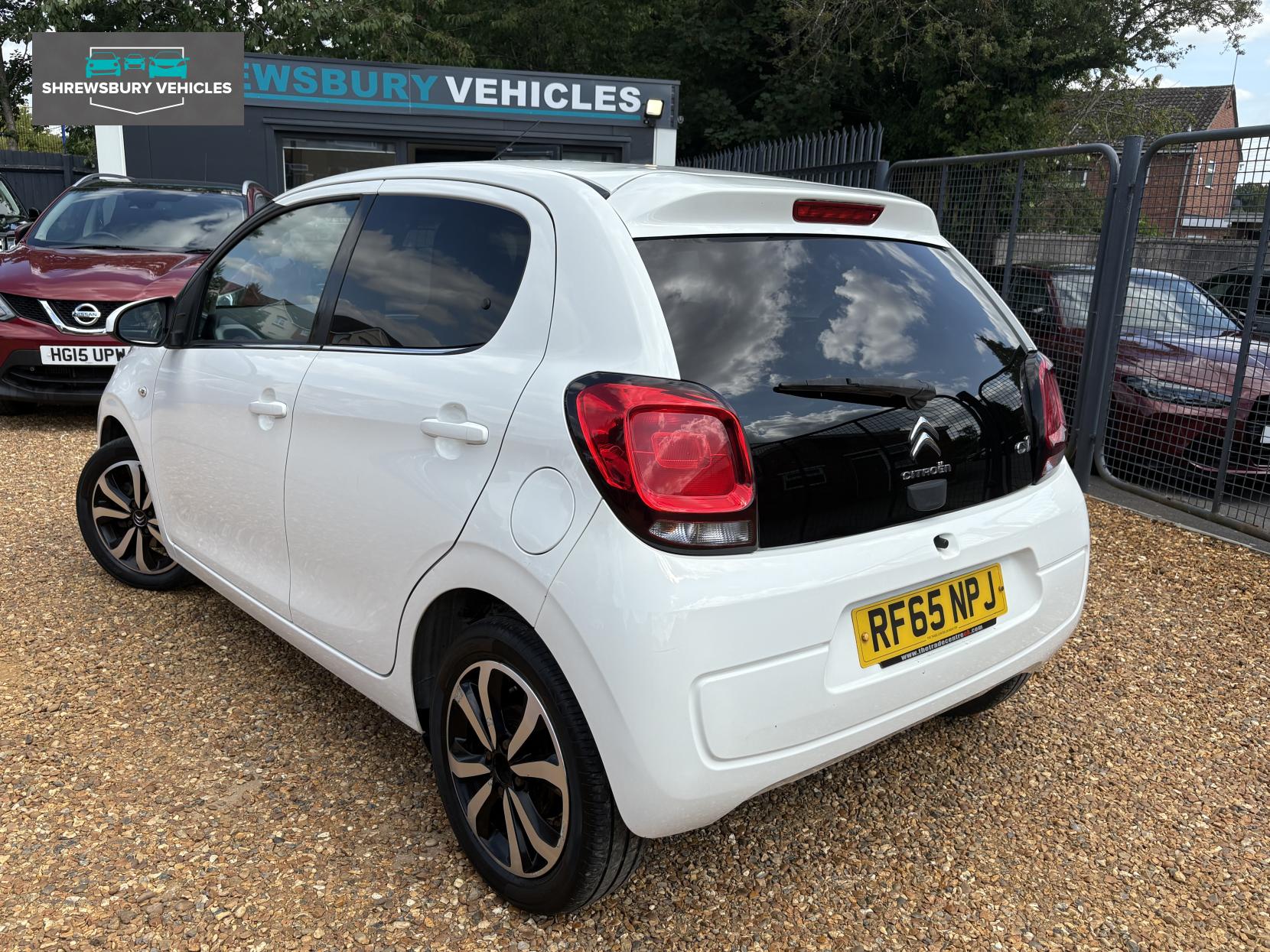 Citroen C1 1.2 PureTech Flair Hatchback 5dr Petrol Manual Euro 6 (82 ps)