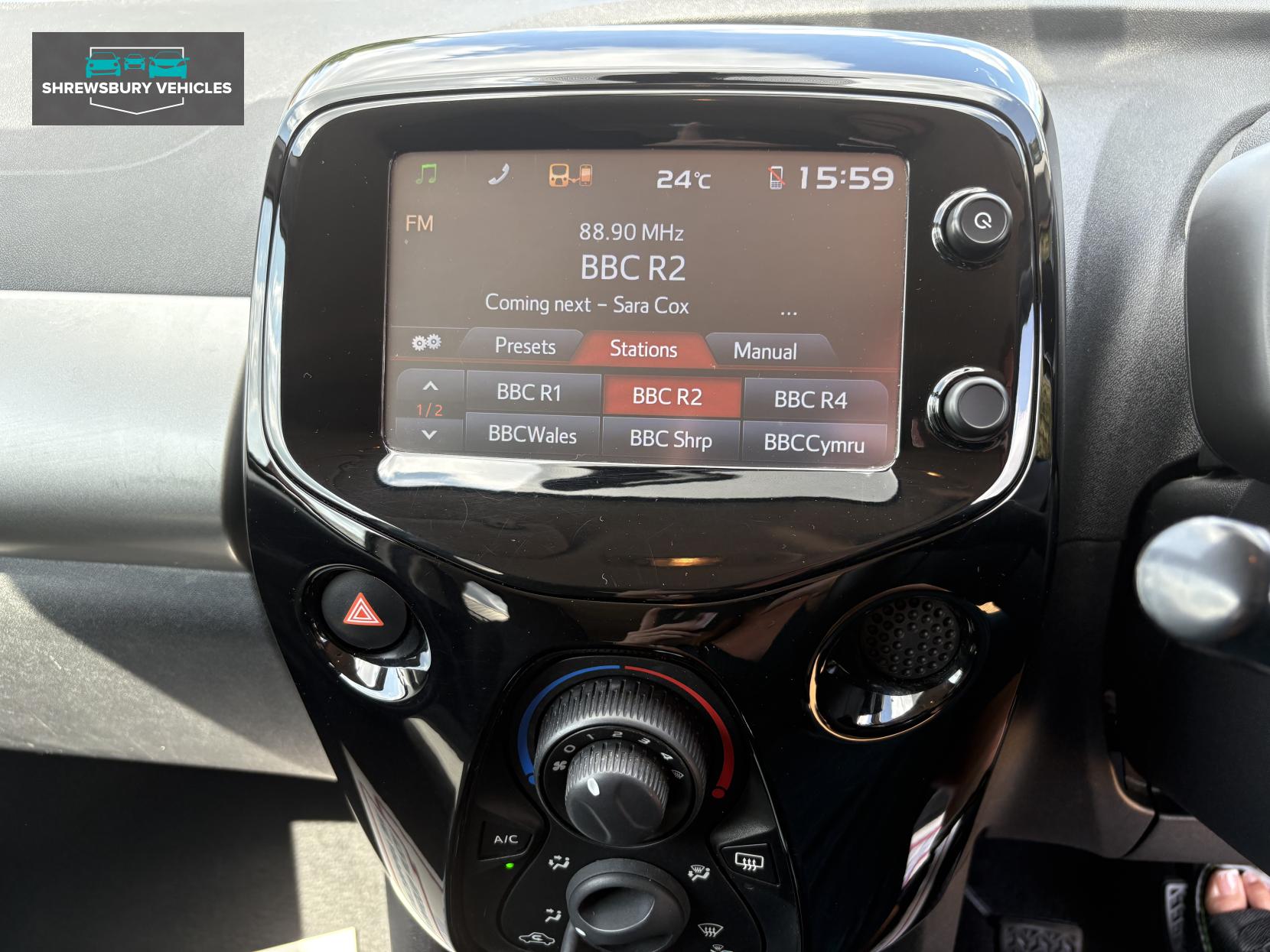 Citroen C1 1.2 PureTech Flair Hatchback 5dr Petrol Manual Euro 6 (82 ps)