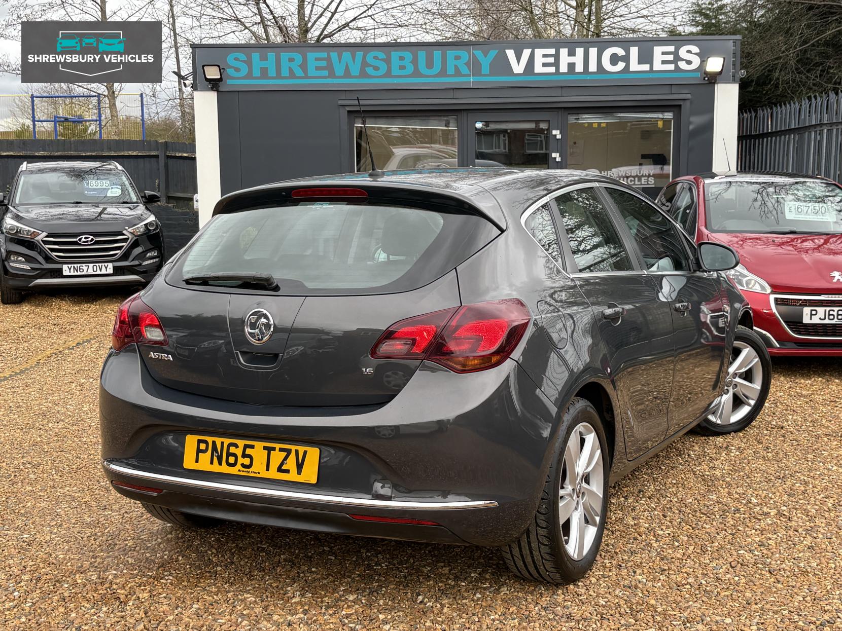 Vauxhall Astra 1.6i SRi Hatchback 5dr Petrol Manual Euro 6 (115 ps)