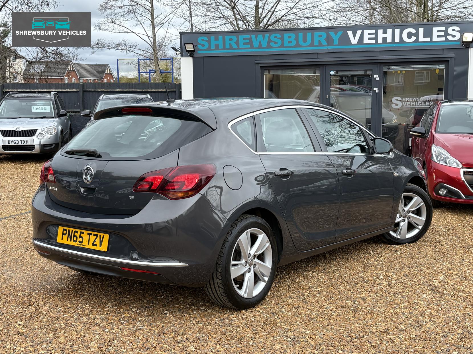 Vauxhall Astra 1.6i SRi Hatchback 5dr Petrol Manual Euro 6 (115 ps)
