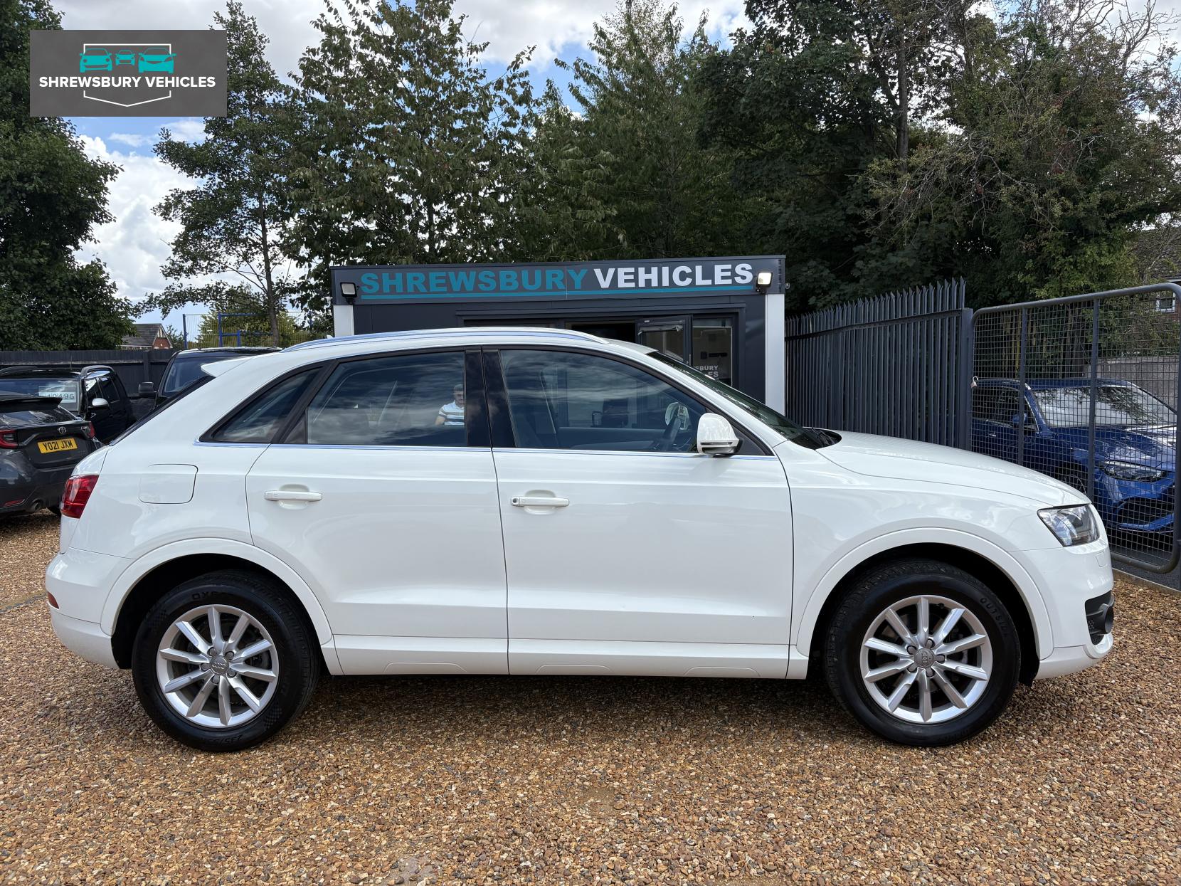 Audi Q3 2.0 TDI SE SUV 5dr Diesel Manual Euro 5 (s/s) (140 ps)