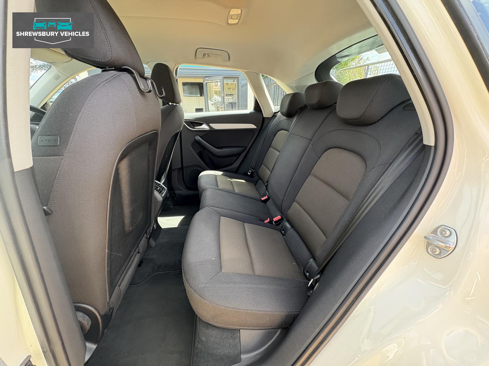 Audi Q3 2.0 TDI SE SUV 5dr Diesel Manual Euro 5 (s/s) (140 ps)