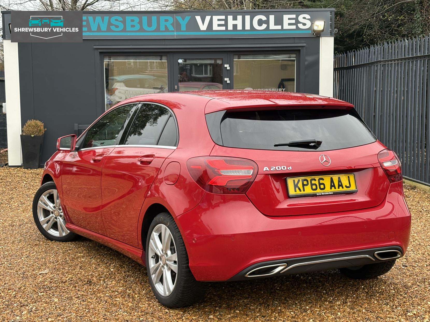 Mercedes-Benz A Class 2.1 A200d Sport (Premium) Hatchback 5dr Diesel 7G-DCT Euro 6 (s/s) (136 ps)