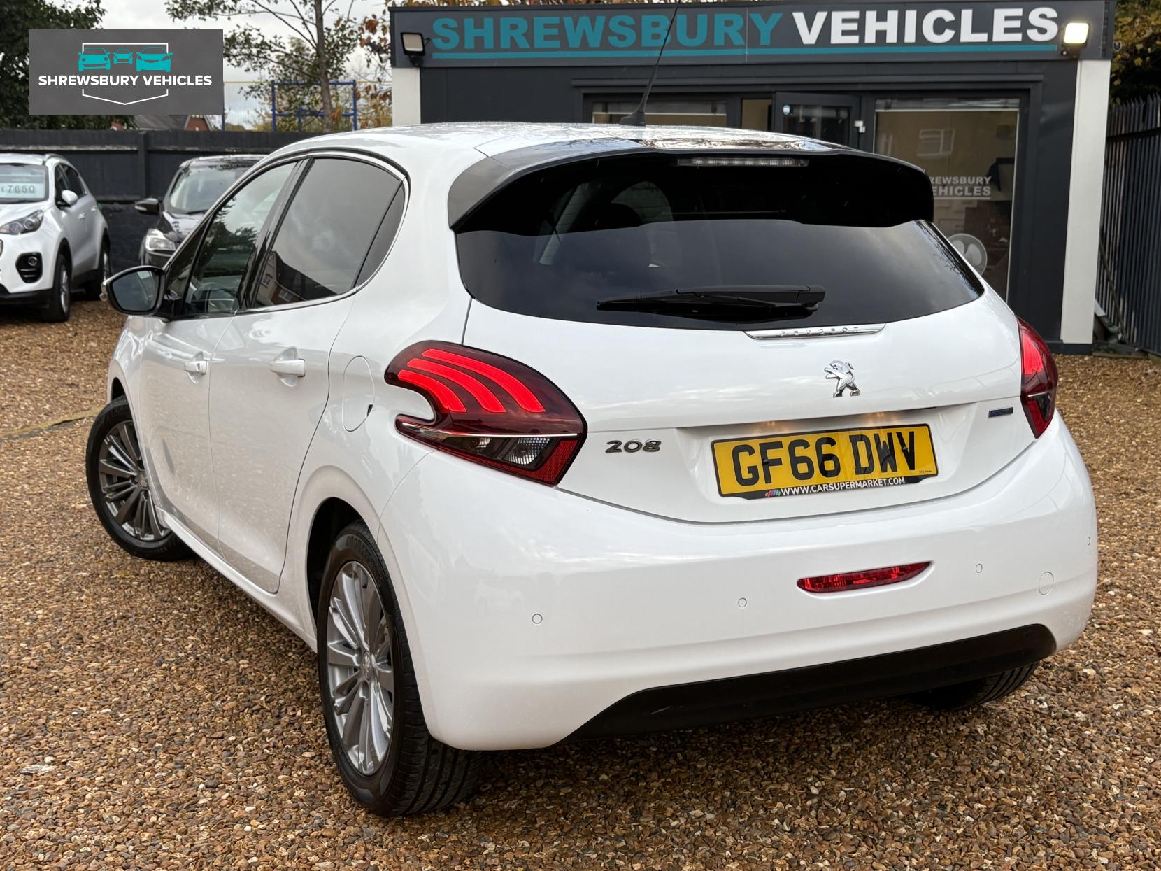 Peugeot 208 1.2 PureTech Allure Hatchback 5dr Petrol ETG Euro 6 (s/s) (82 ps)