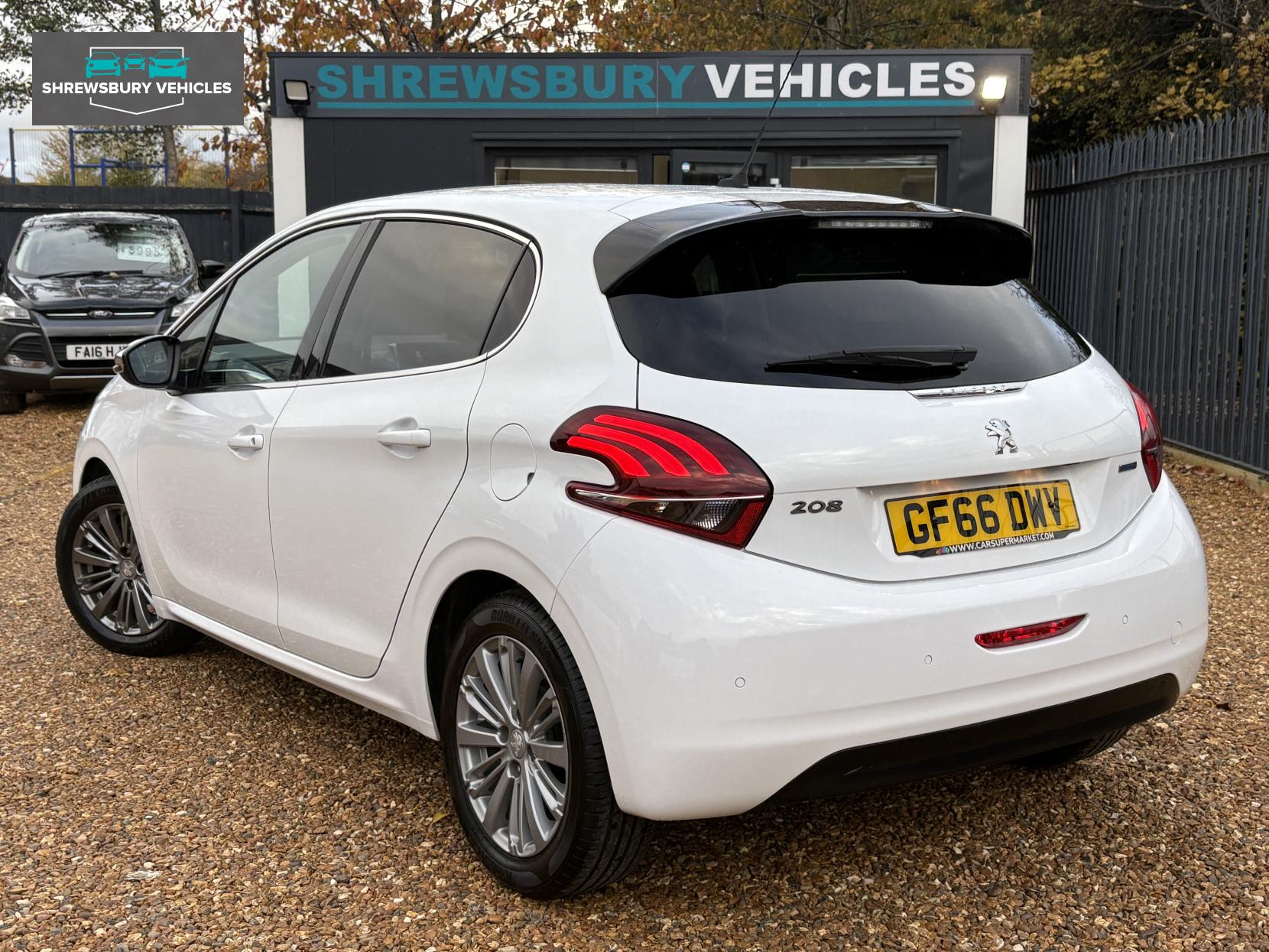 Peugeot 208 1.2 PureTech Allure Hatchback 5dr Petrol ETG Euro 6 (s/s) (82 ps)