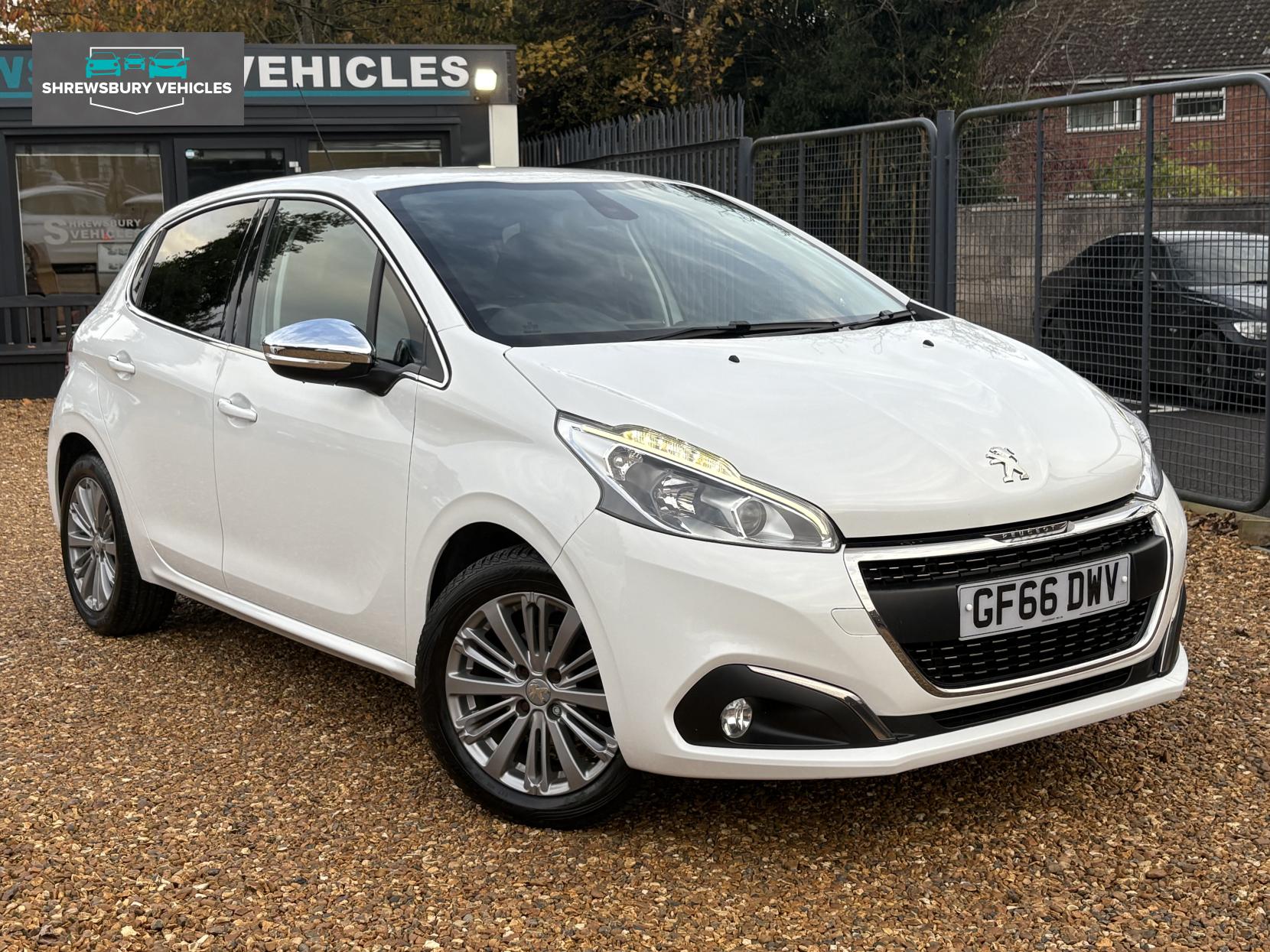 Peugeot 208 1.2 PureTech Allure Hatchback 5dr Petrol ETG Euro 6 (s/s) (82 ps)
